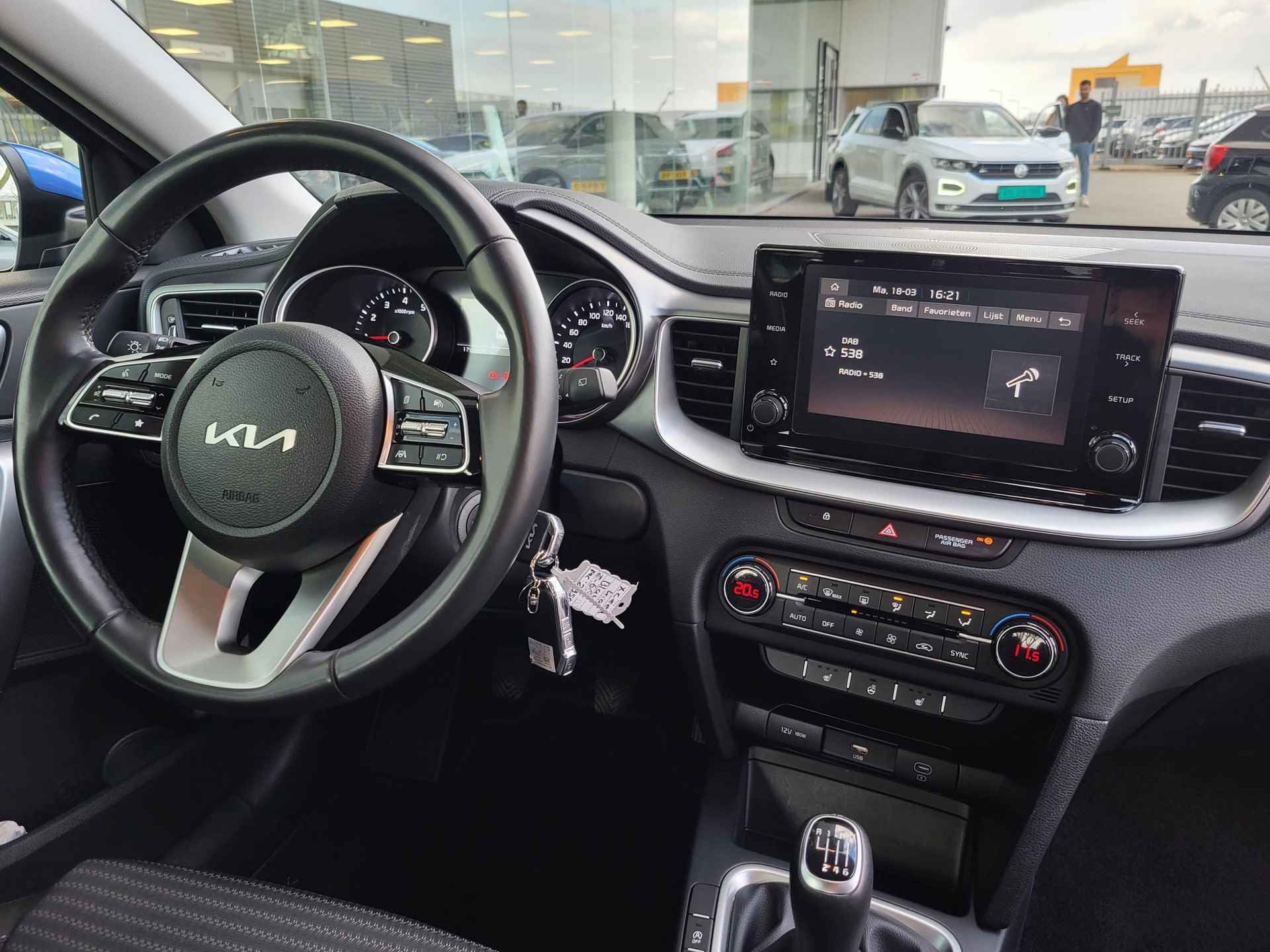 Kia XCeed 1.0 T-GDi ComfortLine ECC | Apple CarPlay | Android Auto | Cruise Control | Camera | Stoel/stuurverwarming - 24/28