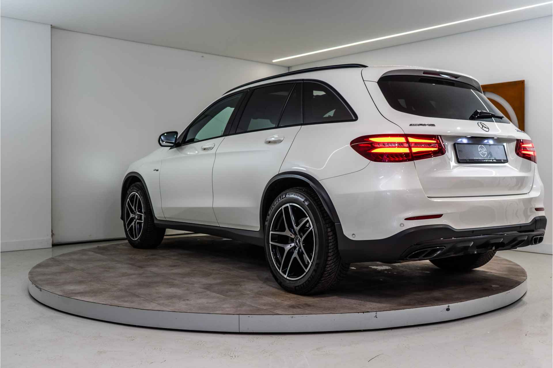 Mercedes-Benz GLC 43 AMG 4MATIC 368PK | Pano | Burmester | Sfeer | HUD | VOL! 12 MND Garantie! - 4/49