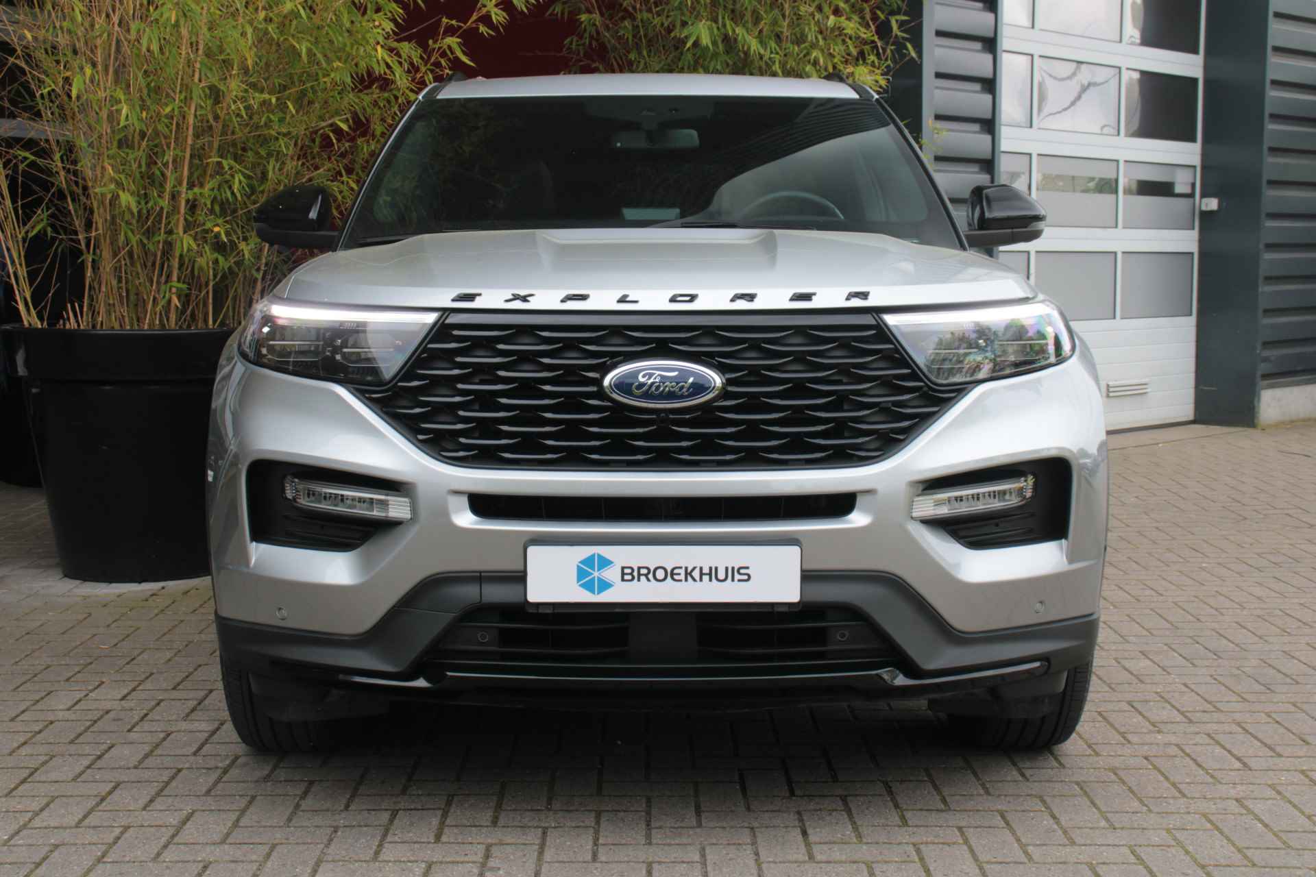 Ford Explorer 3.0 PHEV ST-Line | 2500kg trekgewicht | Schuifdak | Massage | Stoelventilatie | 5jr garantie! | Camera | B&O Audio - 9/18