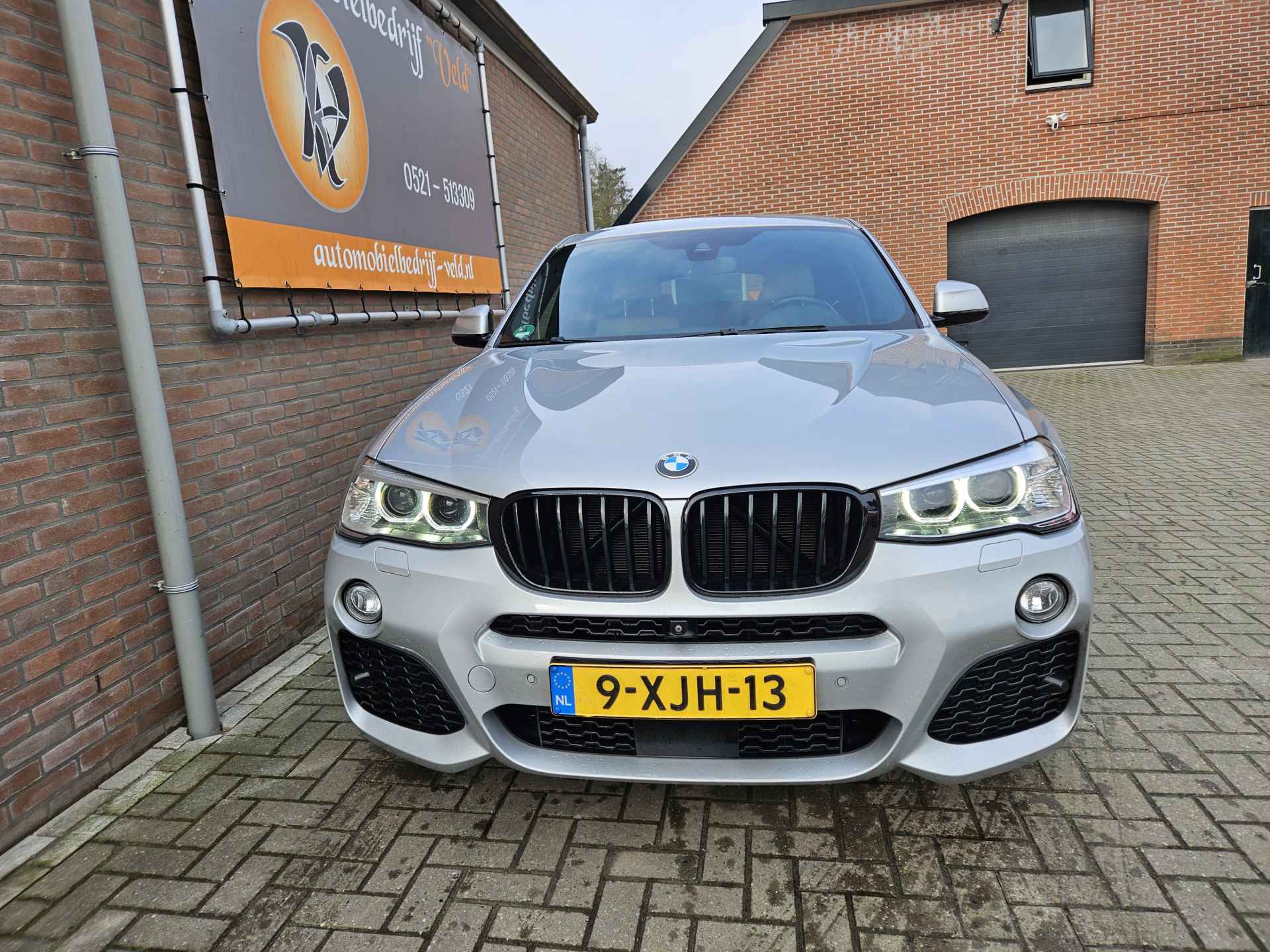 BMW X4 xDrive35i High Executive - 2/30