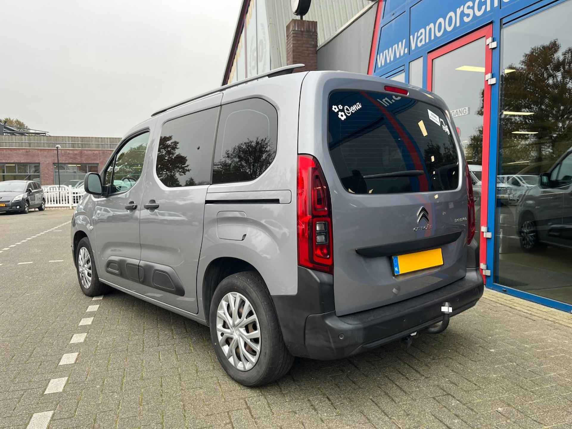 CITROEN Berlingo 1.2 110pk 5-Persoons Airco  bj2019 - 4/22