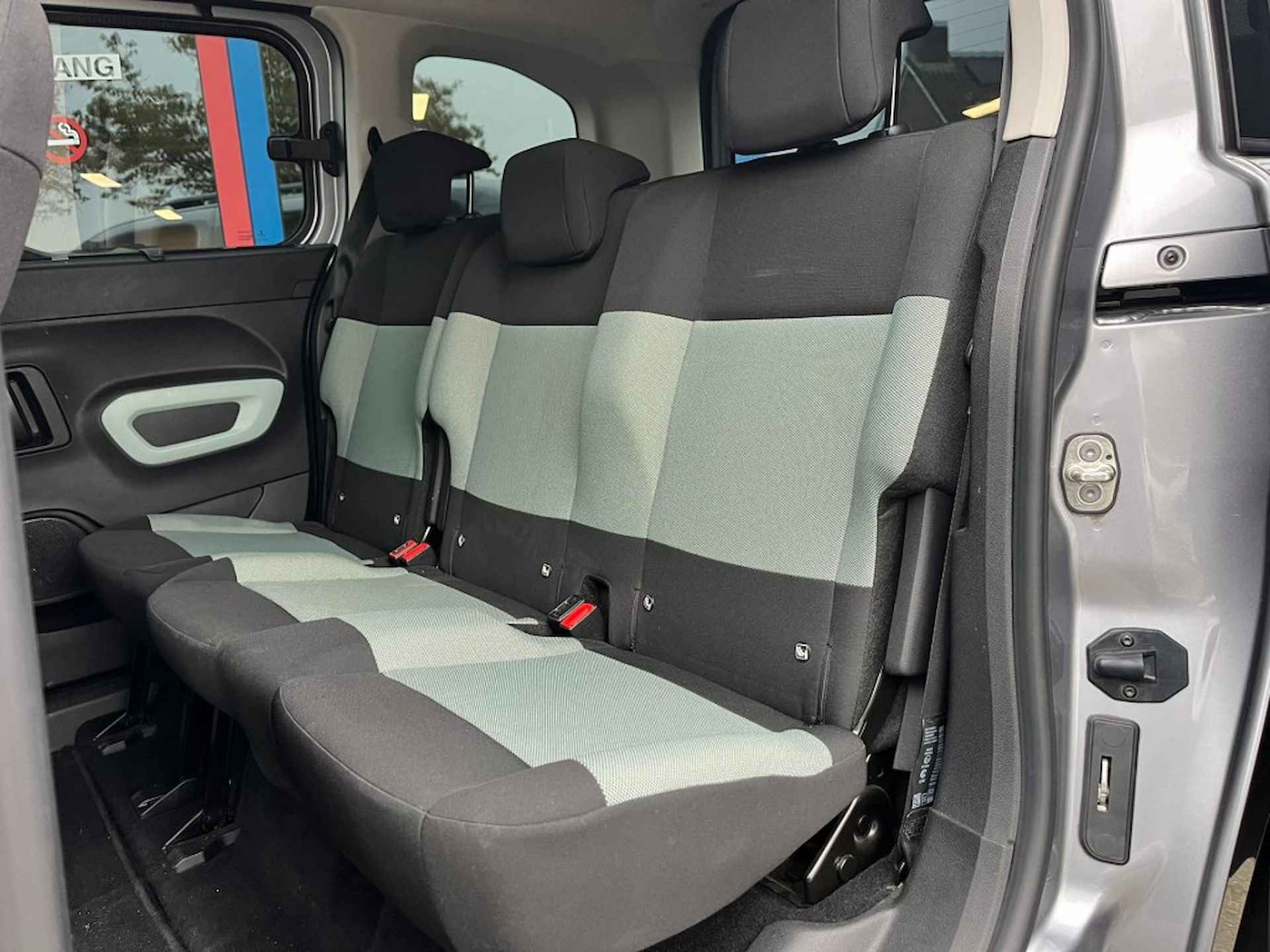 CITROEN Berlingo 1.2 110pk 5-Persoons Airco  bj2019 - 7/22