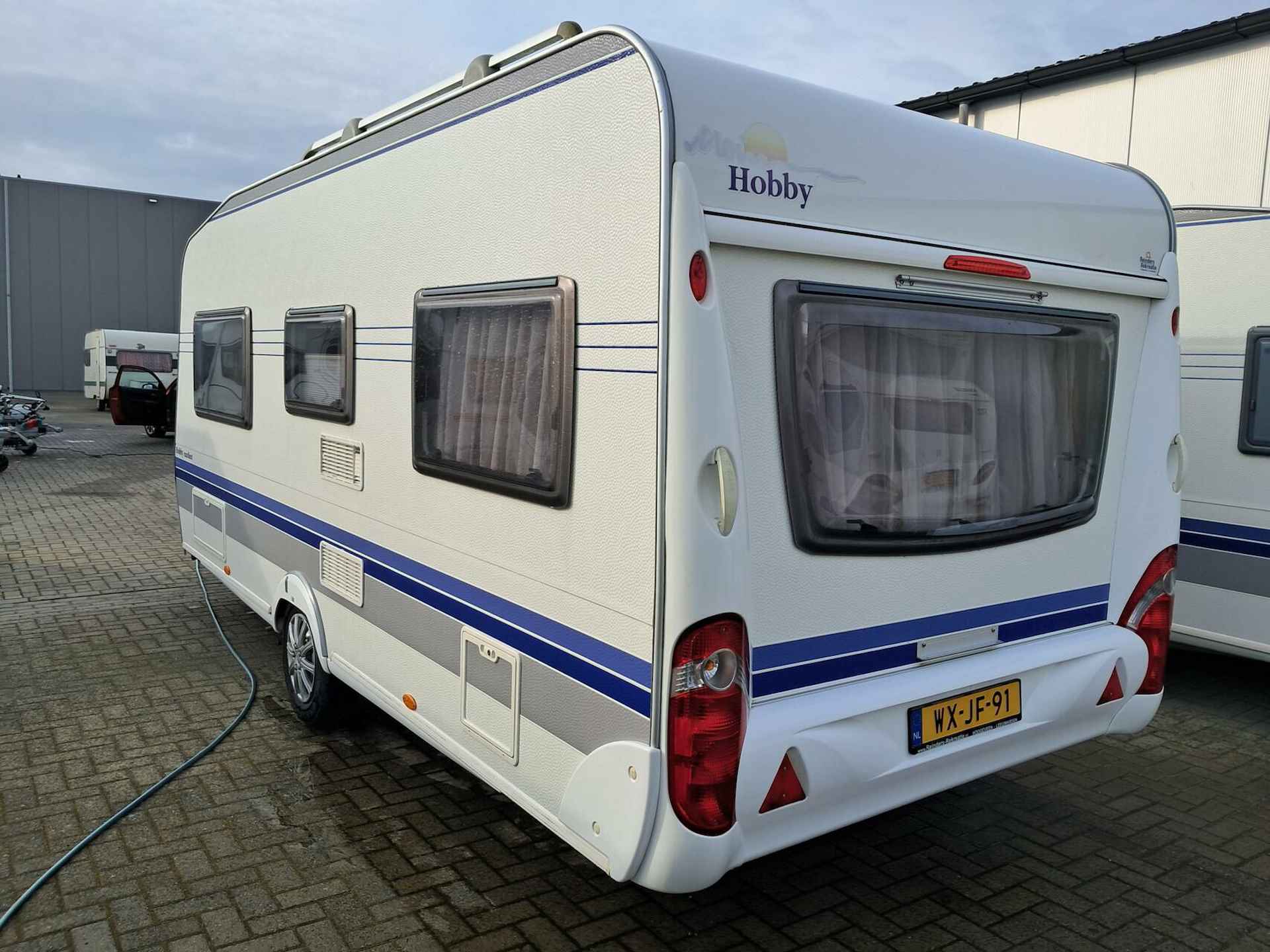 HOBBY EXCELLENT 495 UFE VOORTENT + MOVER + FRANSBED + DOUCHE - 5/23