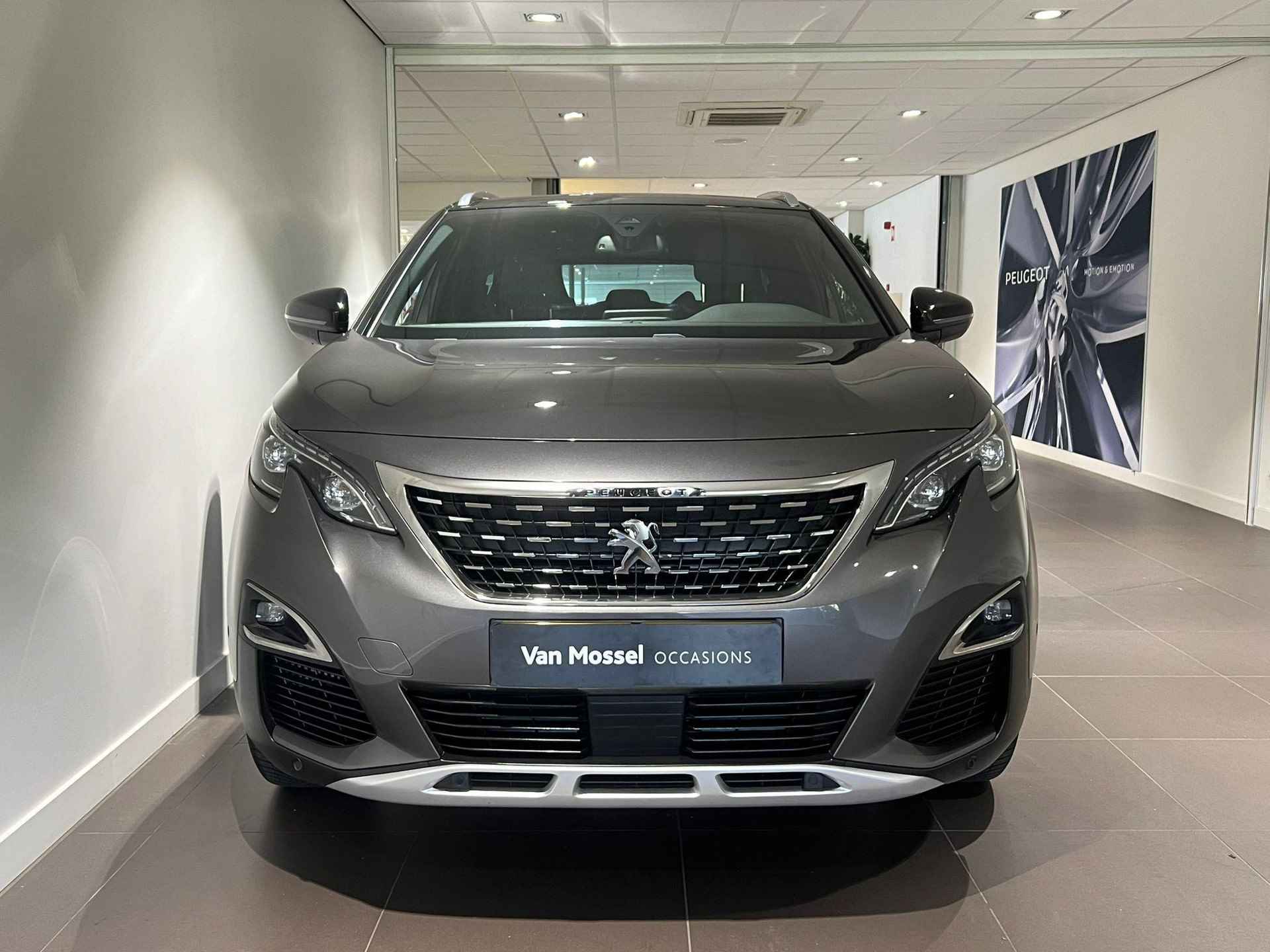 Peugeot 5008 1.2 PureTech GT-Line Automaat / Keyless / Dodehoek Detectie / Sensoren Voor & Achter - 3/26