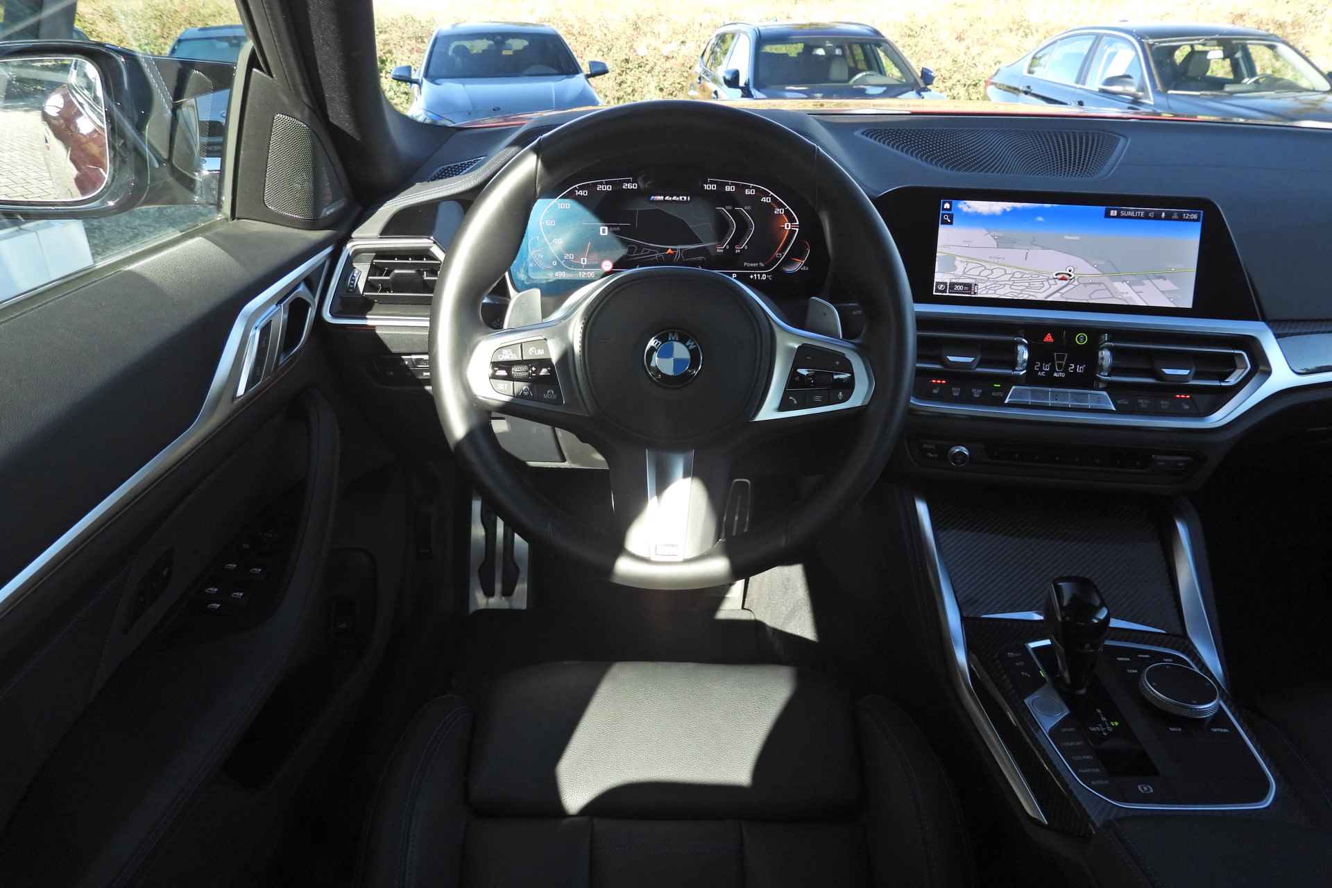 BMW 4 Serie Gran Coupé M440i xDrive High Executive Automaat / M Sportstoelen / Laserlicht / Parking Assistant Plus / M Adaptief onderstel / Head-Up / Driving Assistant Professional - 26/40