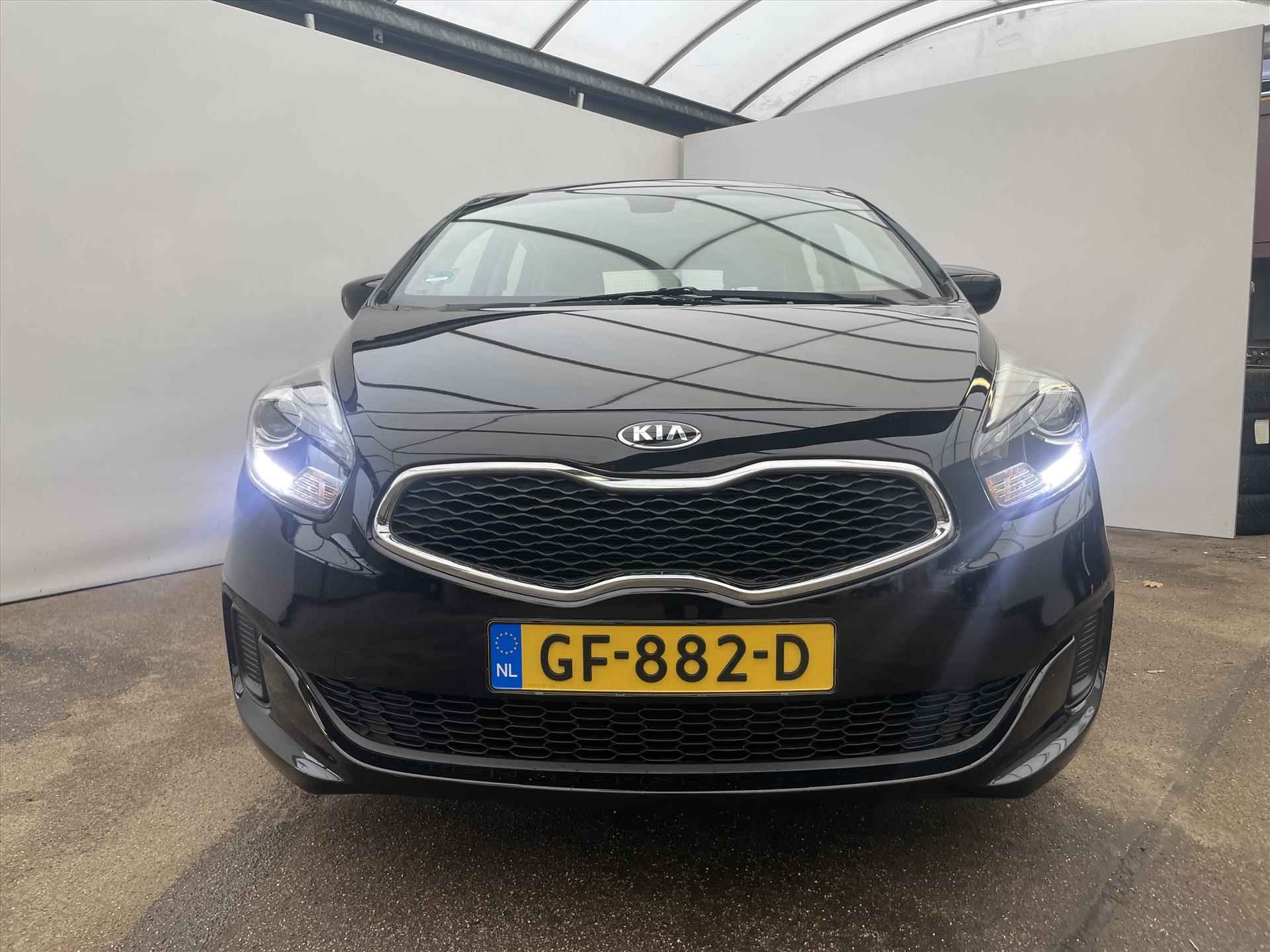 Kia Carens 1.6 GDi 135pk ComfortLine / Camera / Navi / 7 ZITPLAATSEN! - 2/14