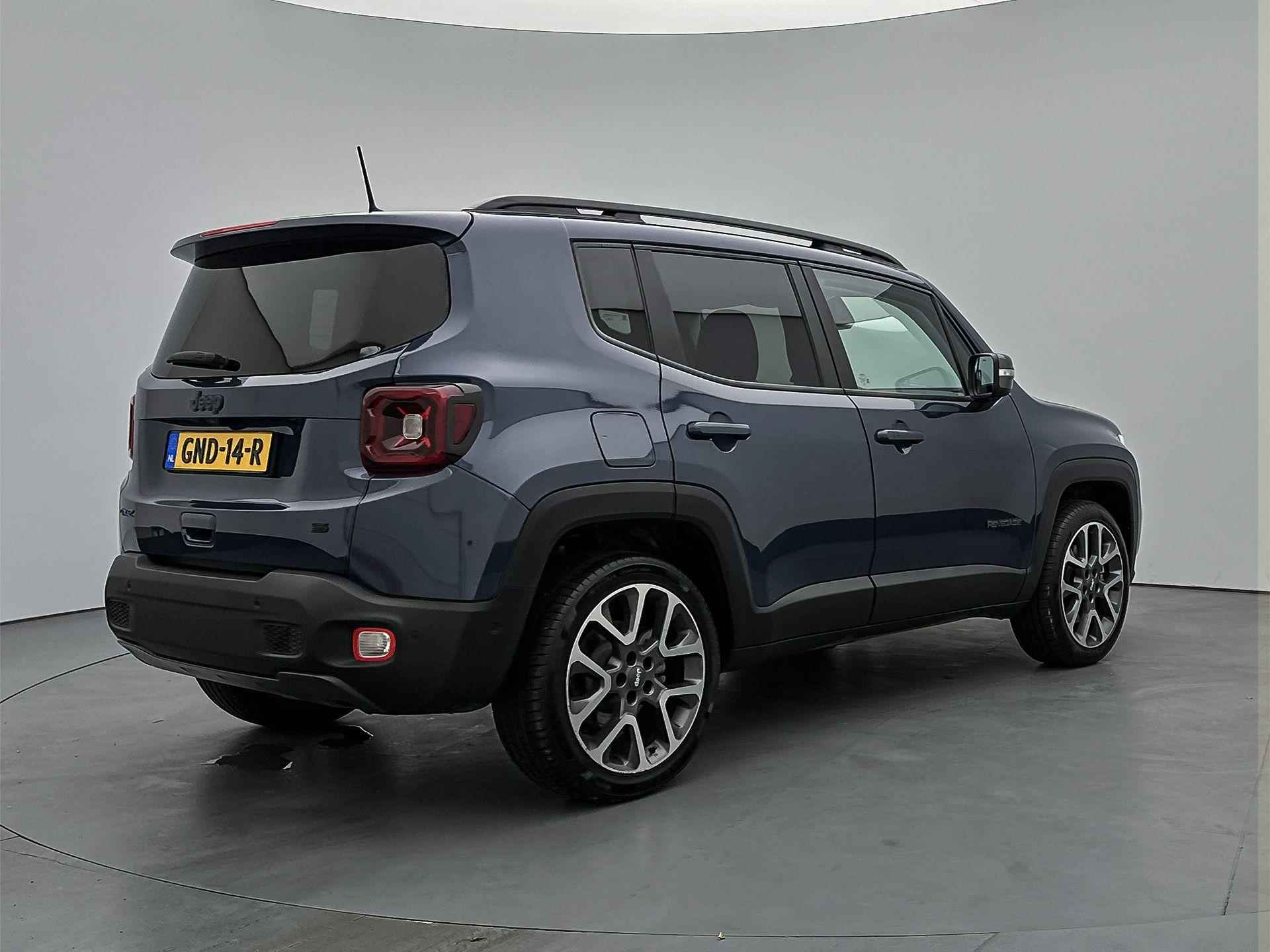 Jeep Renegade SUV Plug-in Hybrid Electric S 240 pk Automaat | Navigatie | Achteruitrijcamera | Parkeersensoren Voor en Achter | Voorstoelen Verwarmd | LED Koplampen | Dodehoek Detectie | Adaptieve Cruise Control | 19" Lichtmetalen Velgen | Apple Carplay/Android Auto | - 9/34