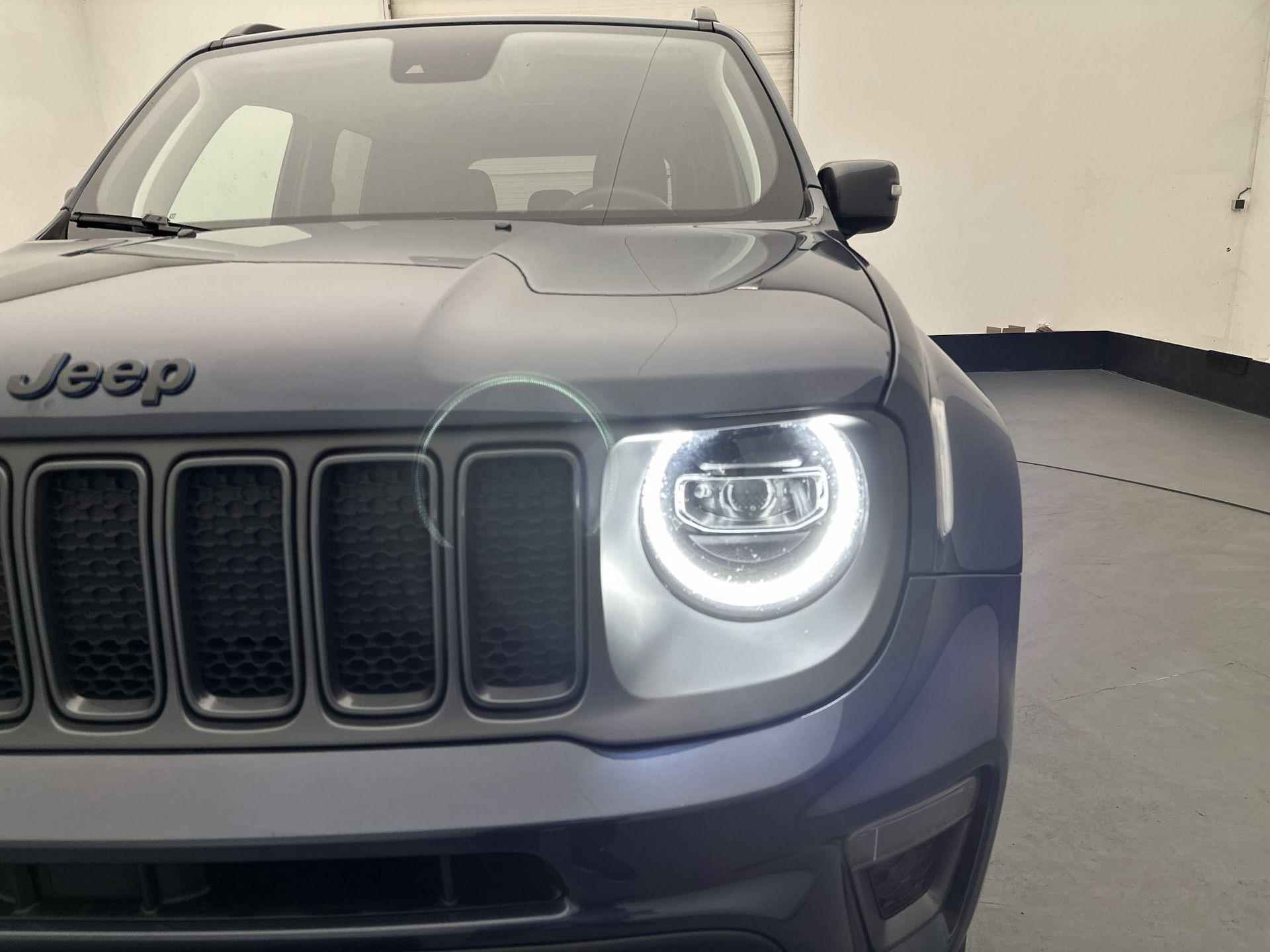 Jeep Renegade SUV Plug-in Hybrid Electric S 240 pk Automaat | Navigatie | Achteruitrijcamera | Parkeersensoren Voor en Achter | Voorstoelen Verwarmd | LED Koplampen | Dodehoek Detectie | Adaptieve Cruise Control | 19" Lichtmetalen Velgen | Apple Carplay/Android Auto | - 28/34