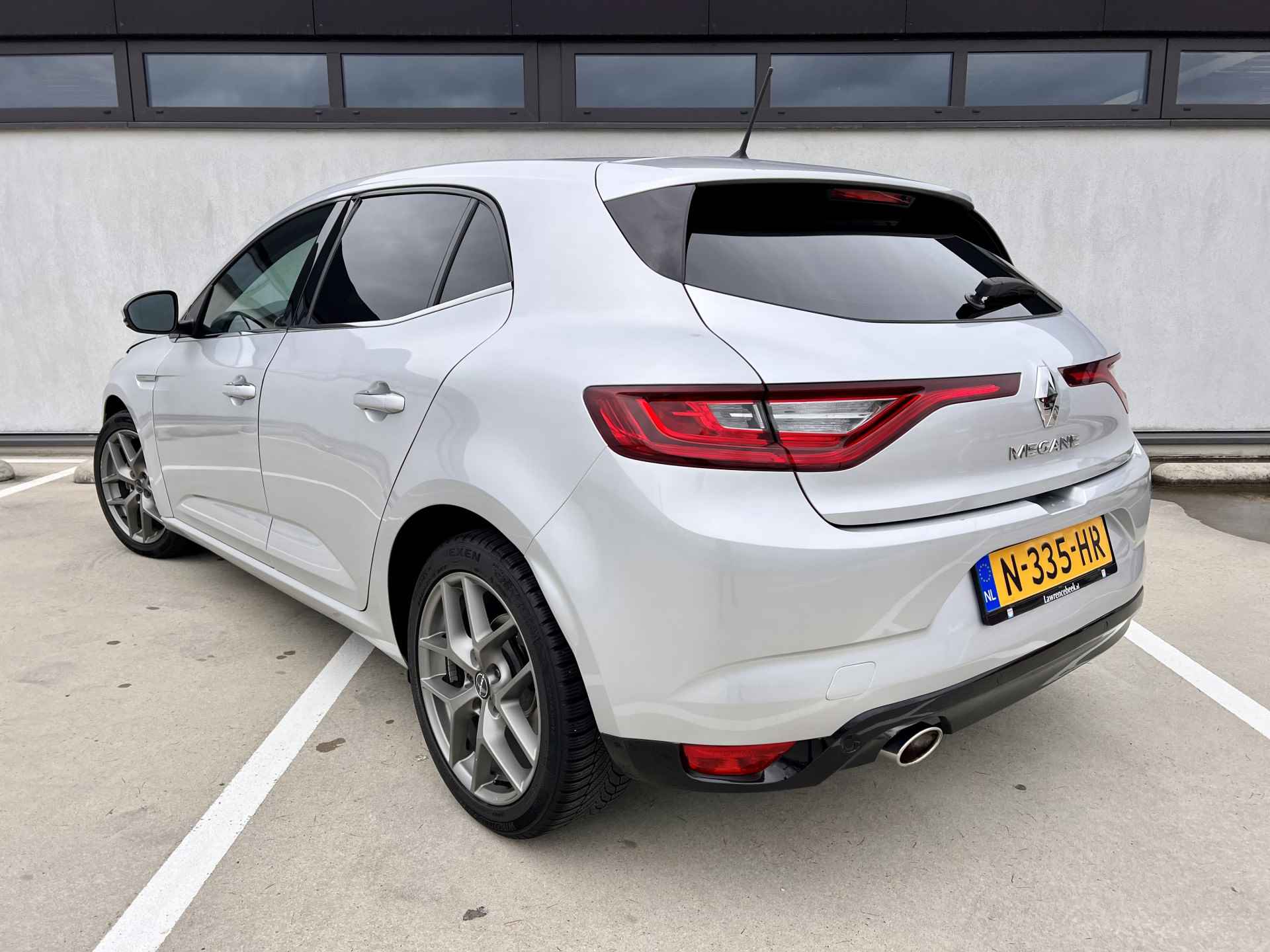 Renault Mégane 1.3 TCe 140 pk Limited | Airco | Navi | Apple-Android | Cruise | Camera | | Groot LED Scherm | % Bovag Occasion Partner % - 6/34