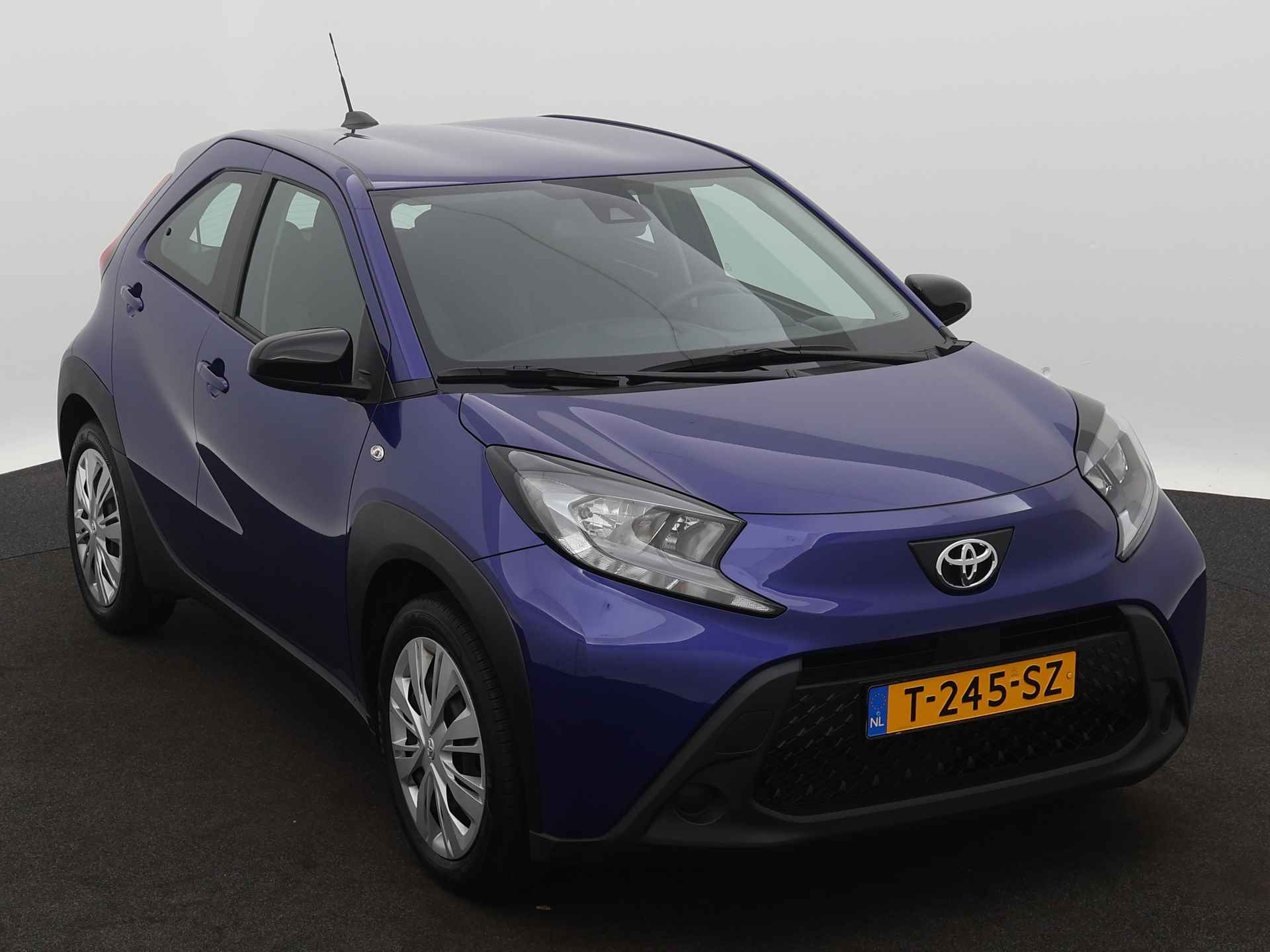 Toyota Aygo X 1.0 VVT-i MT Play | Apple carplay -/ Android Auto | NL-Auto | - 29/41