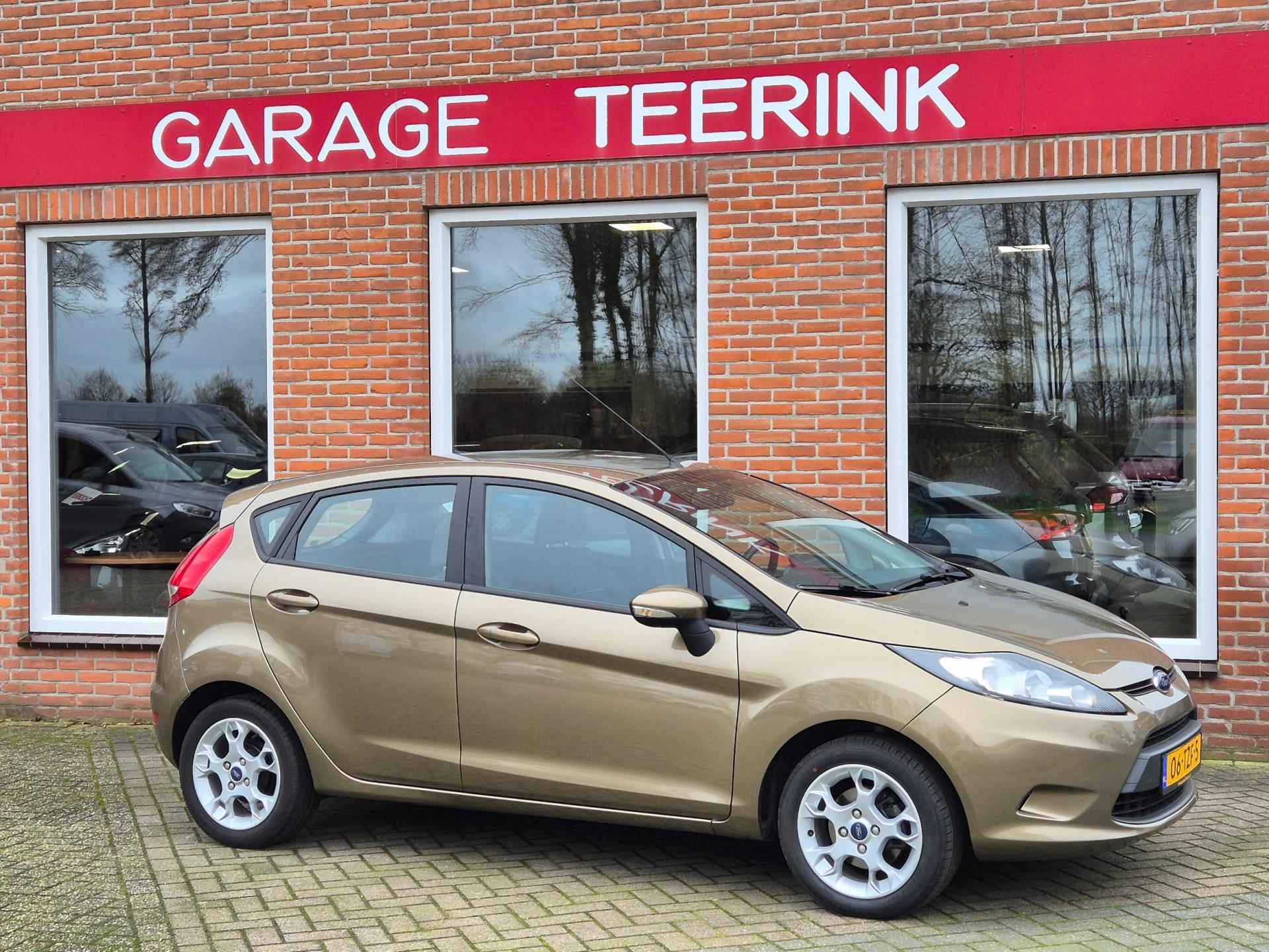 Ford Fiesta 1.25 Limited 60PK 5drs airco, elektr.ramen, lmv, pdc RIJKLAAR - 3/18