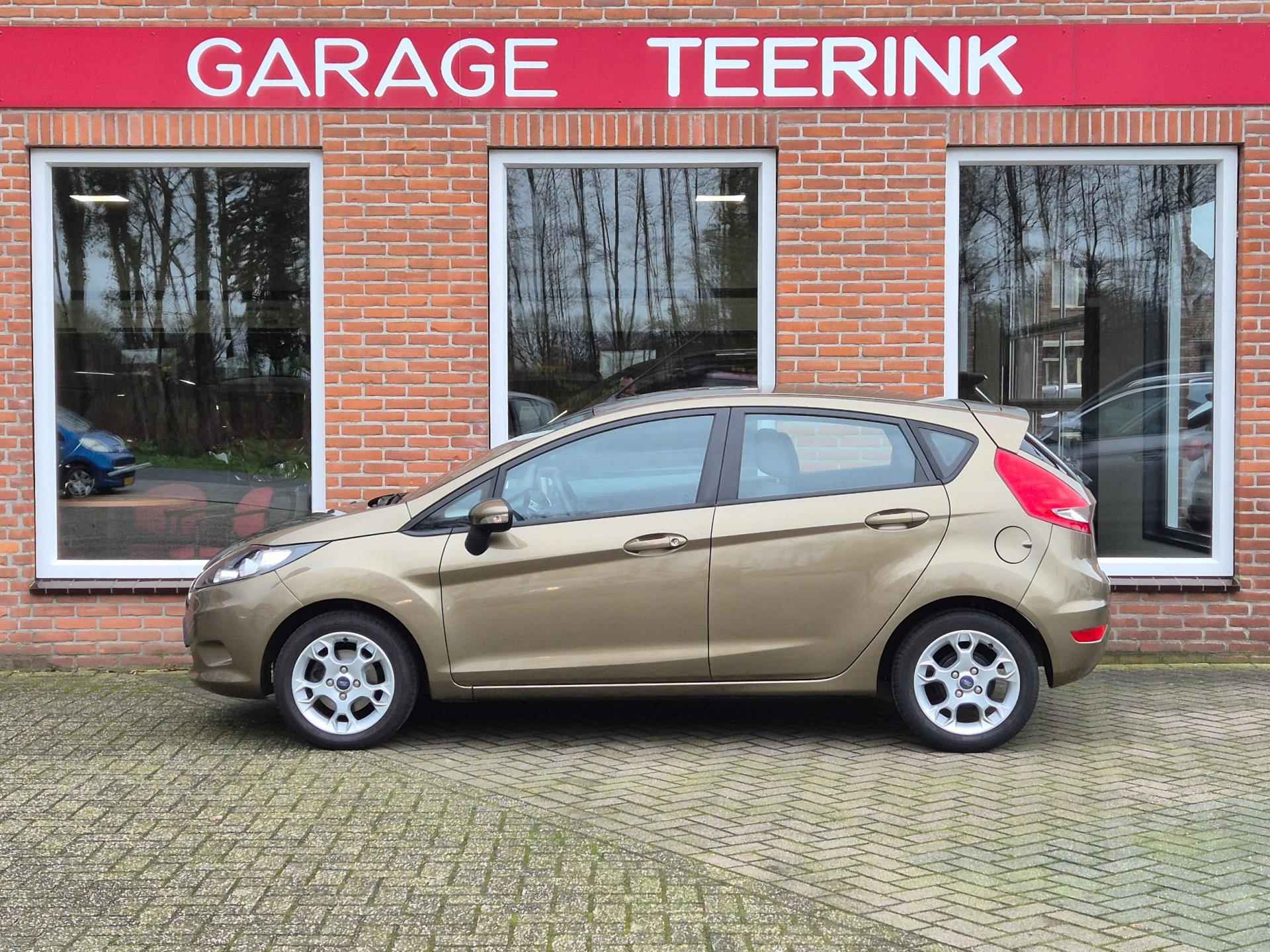 Ford Fiesta 1.25 Limited 60PK 5drs airco, elektr.ramen, lmv, pdc RIJKLAAR - 15/18