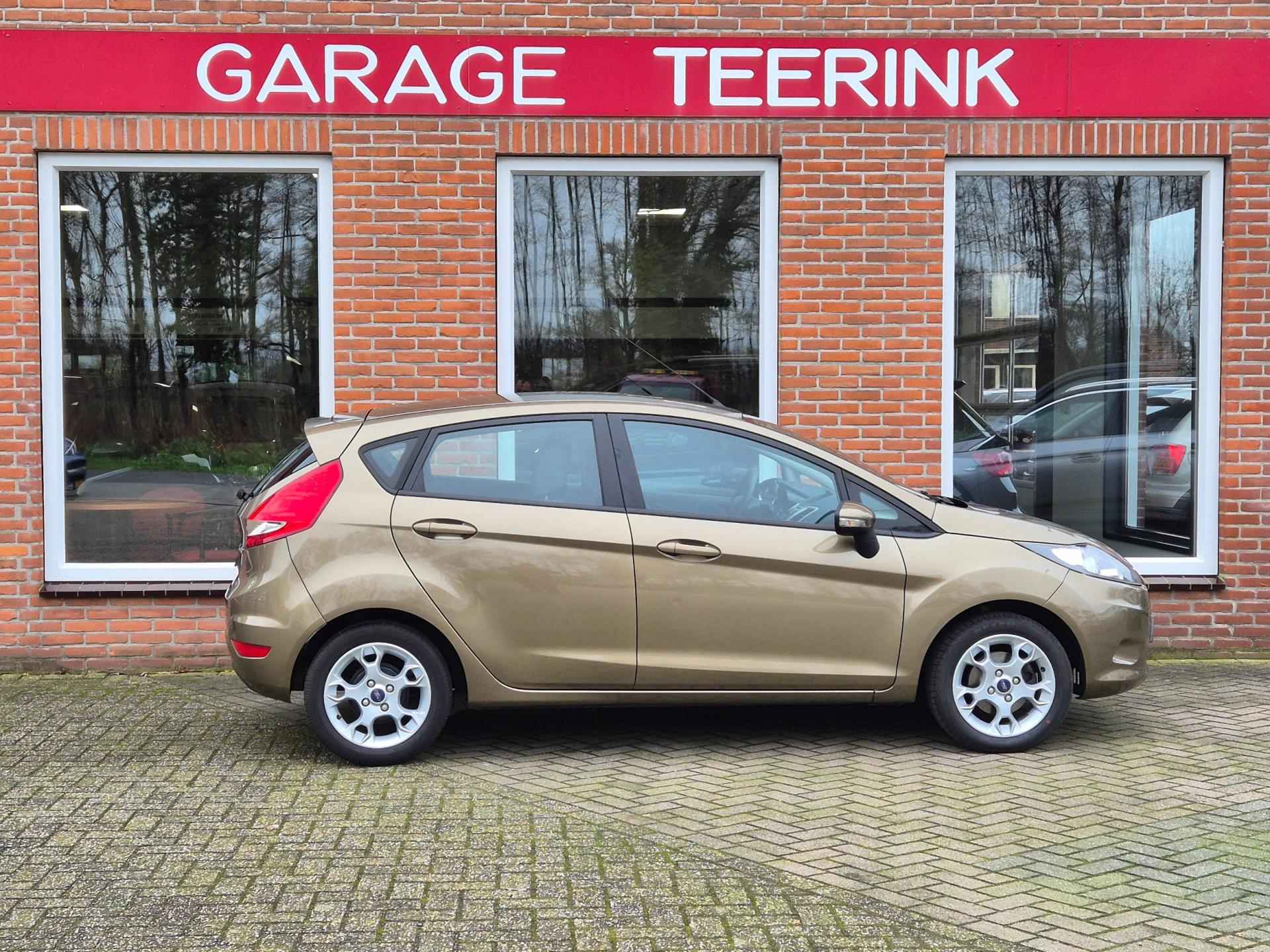 Ford Fiesta 1.25 Limited 60PK 5drs airco, elektr.ramen, lmv, pdc RIJKLAAR - 16/18