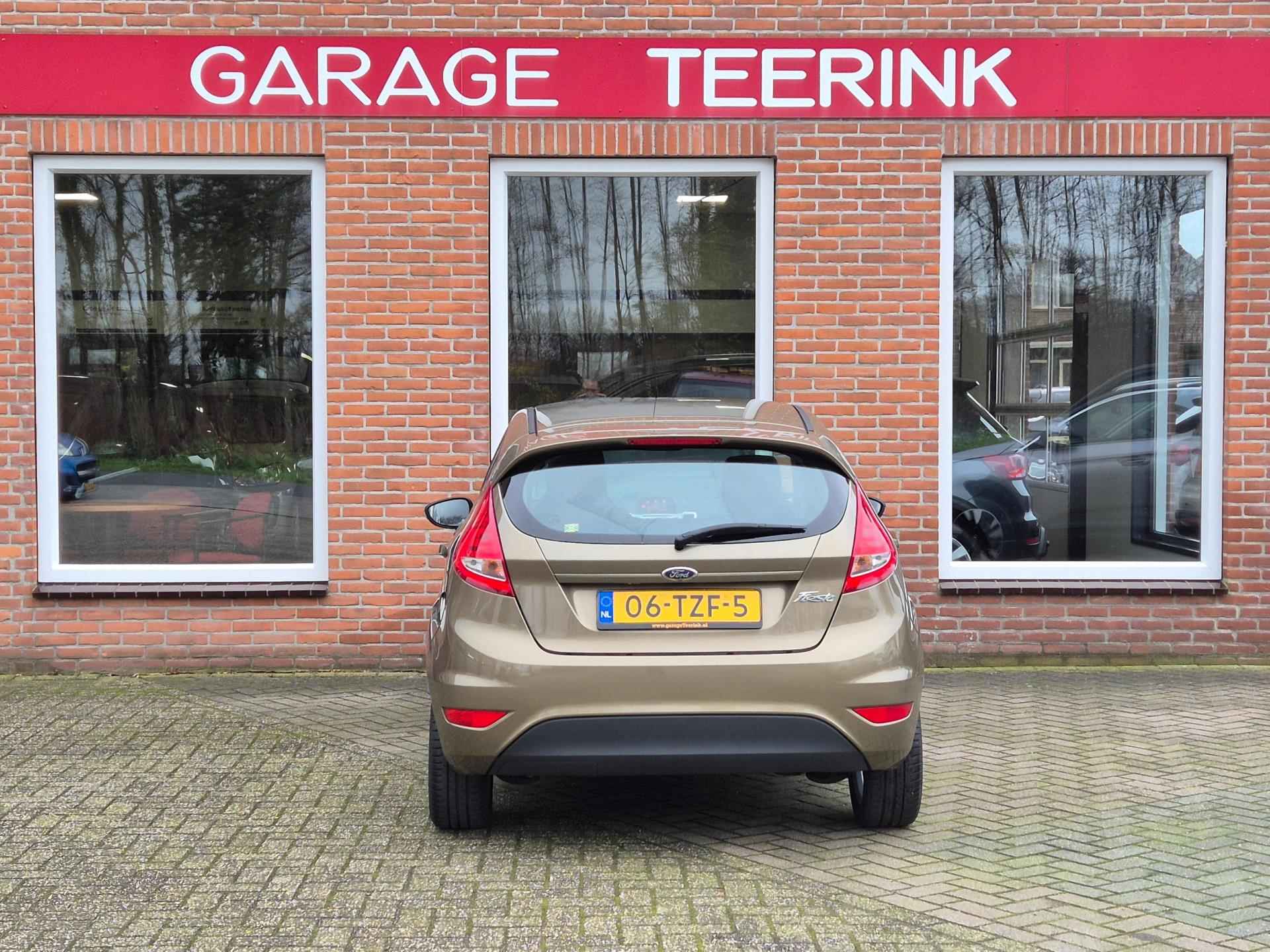 Ford Fiesta 1.25 Limited 60PK 5drs airco, elektr.ramen, lmv, pdc RIJKLAAR - 17/18