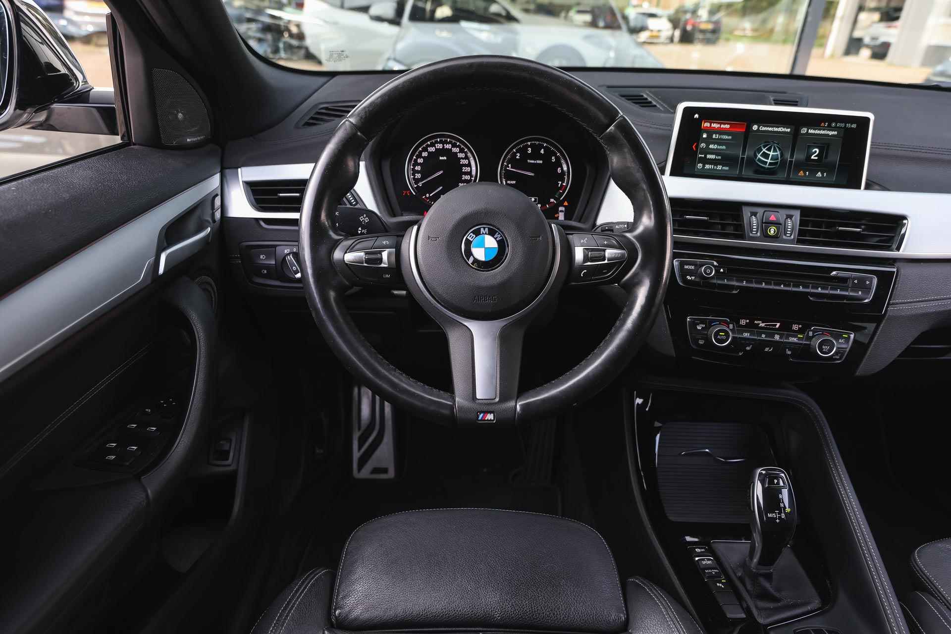 BMW X2 sDrive20i High Executive M Sport Automaat / Sportstoelen / Trekhaak / LED / Head-Up / Harman Kardon / Achteruitrijcamera / Park Assistant / Cruise Control - 4/38