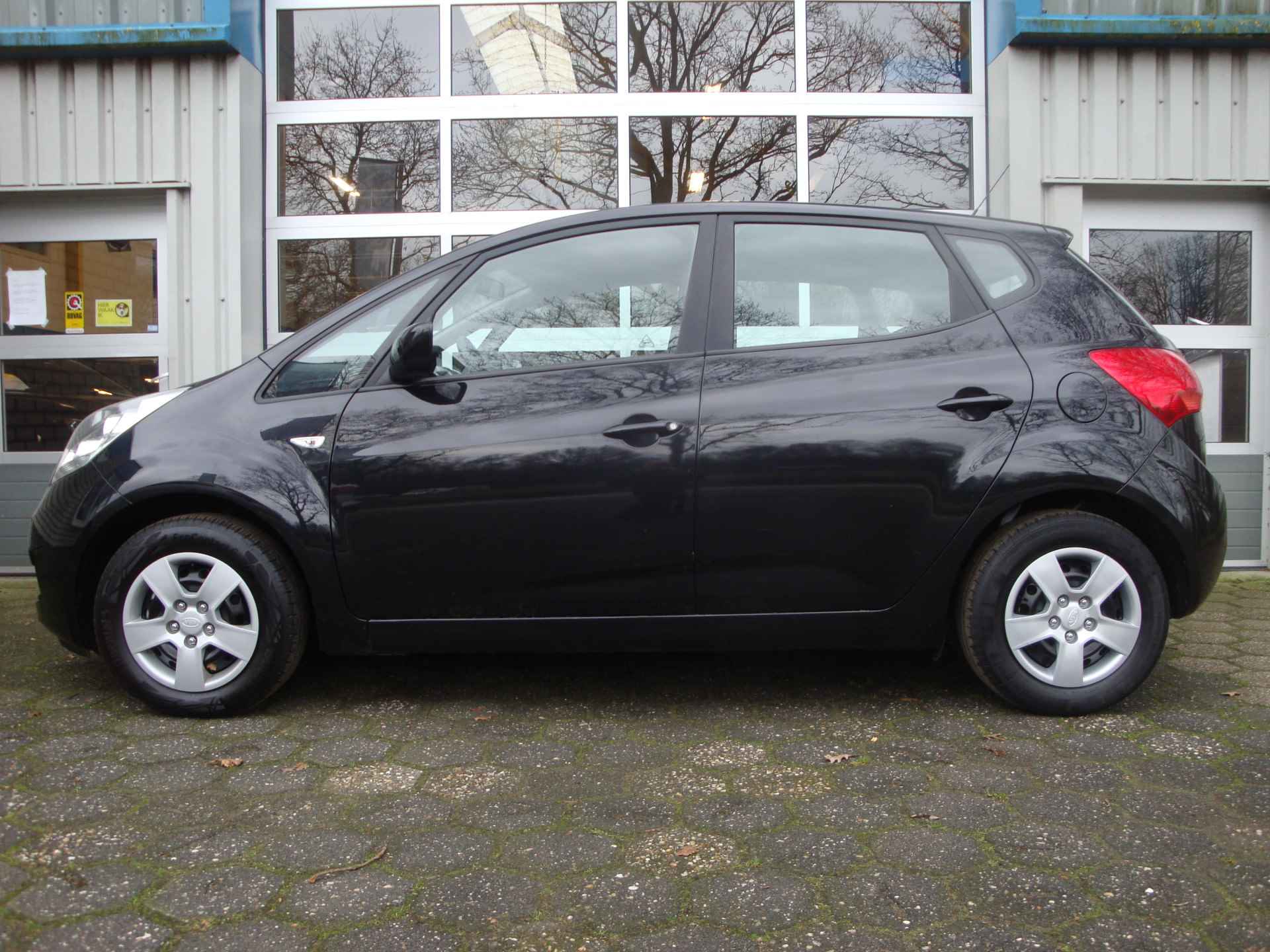 Kia Venga 1.4 CVVT Plus Pack / Cruise control / Navigatie - 2/20