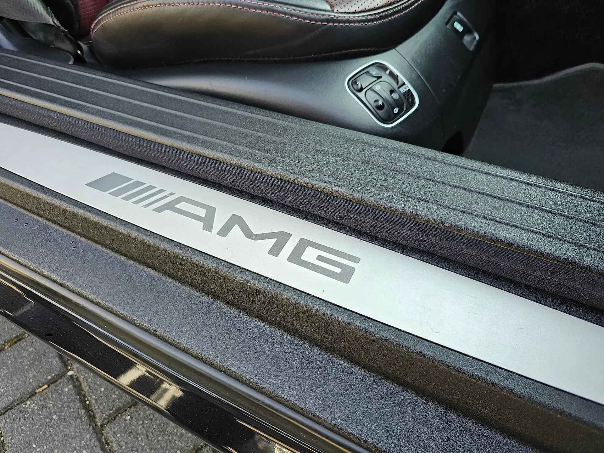 Mercedes-Benz SL 55 AMG Designo - 40/50