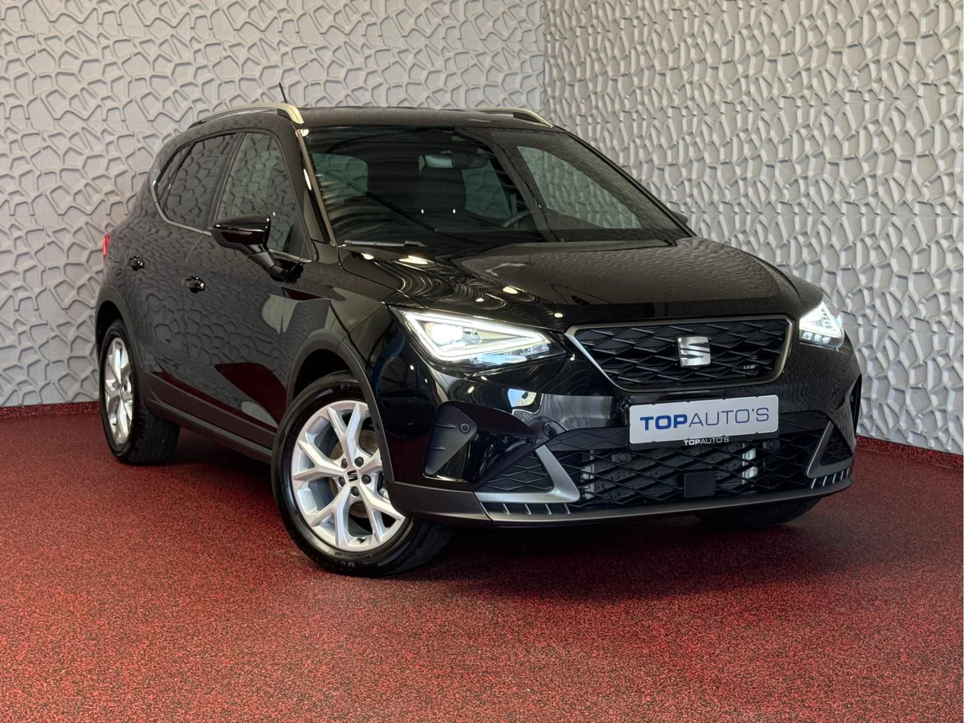 SEAT Arona TSI FR BI-COLOR 115PK LED VIR.COCKPIT CAMERA ADAP.CRUISE 17''LMV 07/2024 10x Seat Arona op voorraad - 50/76