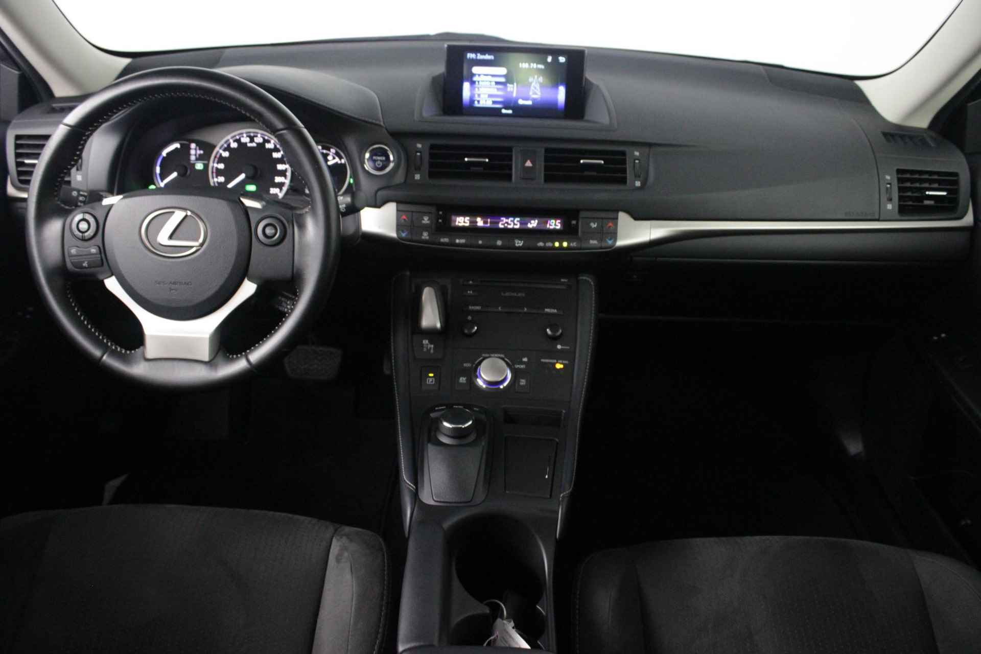 Lexus CT 200h Business Line | Schuifdak | Navigatie | Parkeensensoren | Camera | - 57/58