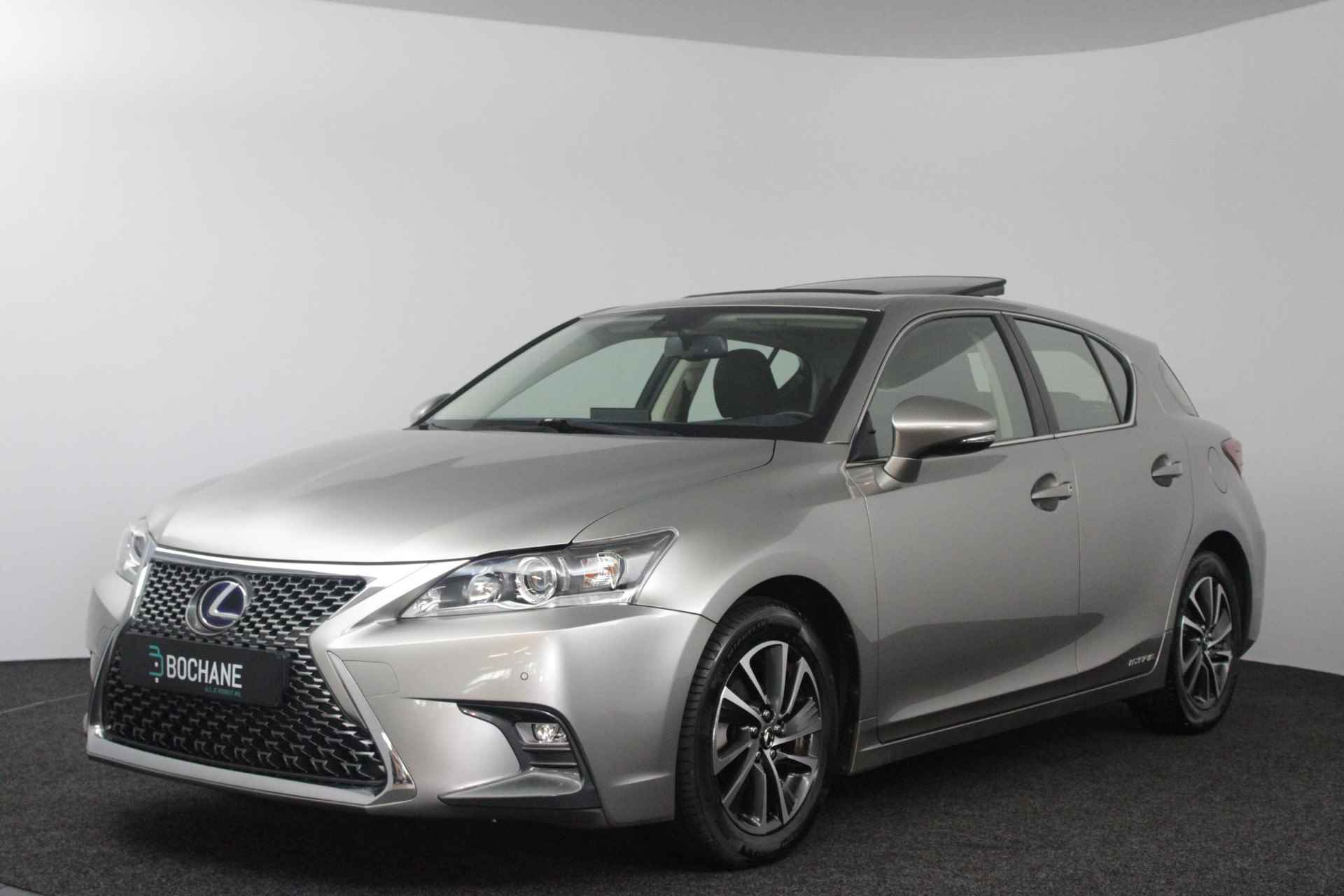 Lexus CT 200h Business Line | Schuifdak | Navigatie | Parkeensensoren | Camera | - 26/58