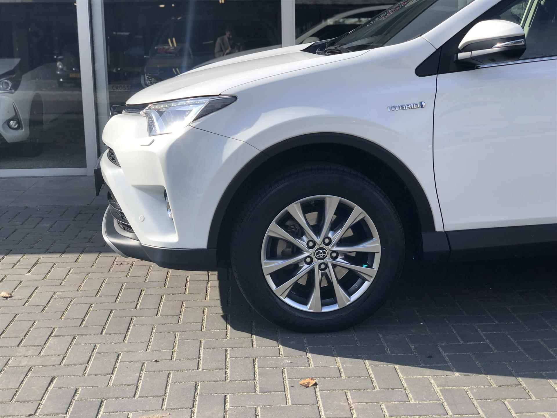 Toyota RAV4 2.5 Hybrid AWD Executive | Trekhaak, Leer, Navigatie, 360 camera, Dodehoekherkenning, Geheugenfunctie, 1.650KG Trekgewicht - 10/43