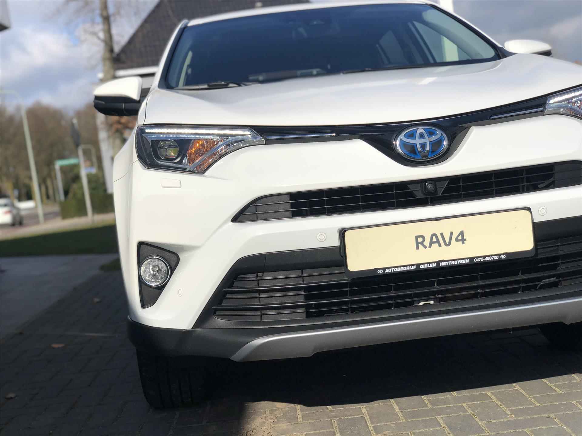 Toyota RAV4 2.5 Hybrid AWD Executive | Trekhaak, Leer, Navigatie, 360 camera, Dodehoekherkenning, Geheugenfunctie, 1.650KG Trekgewicht - 14/43