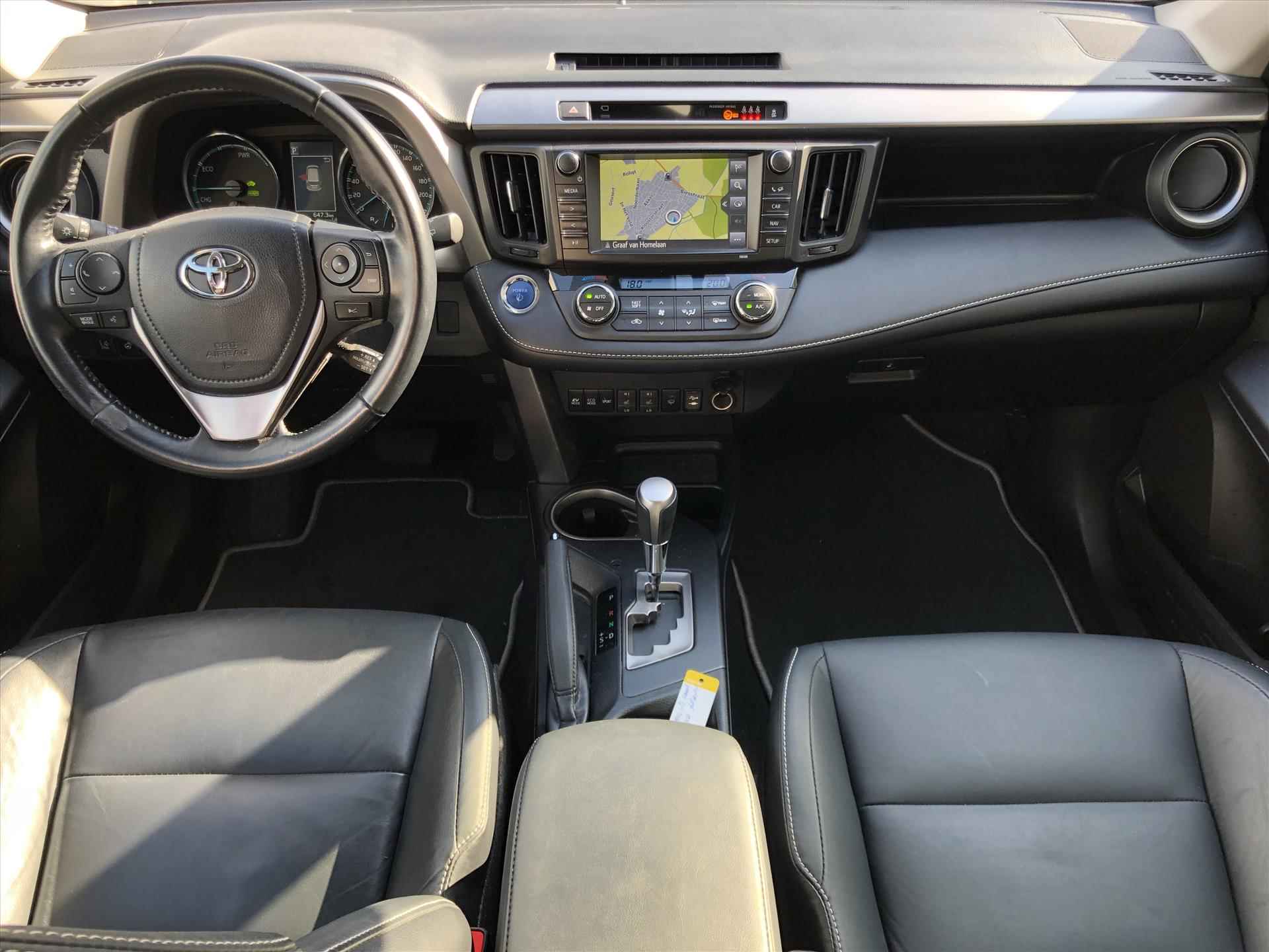 Toyota RAV4 2.5 Hybrid AWD Executive | Trekhaak, Leer, Navigatie, 360 camera, Dodehoekherkenning, Geheugenfunctie, 1.650KG Trekgewicht - 17/43