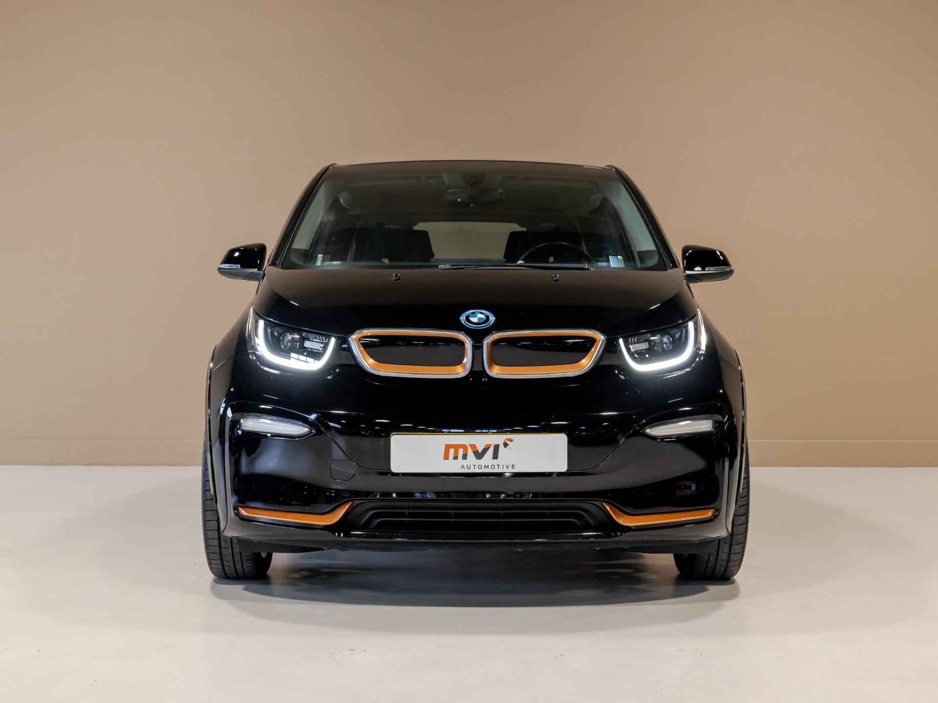 BMW I3 S 120Ah 42 kWh RoadStyle Edition / 184pk / Leder / Groot navigatie scherm / - 7/28