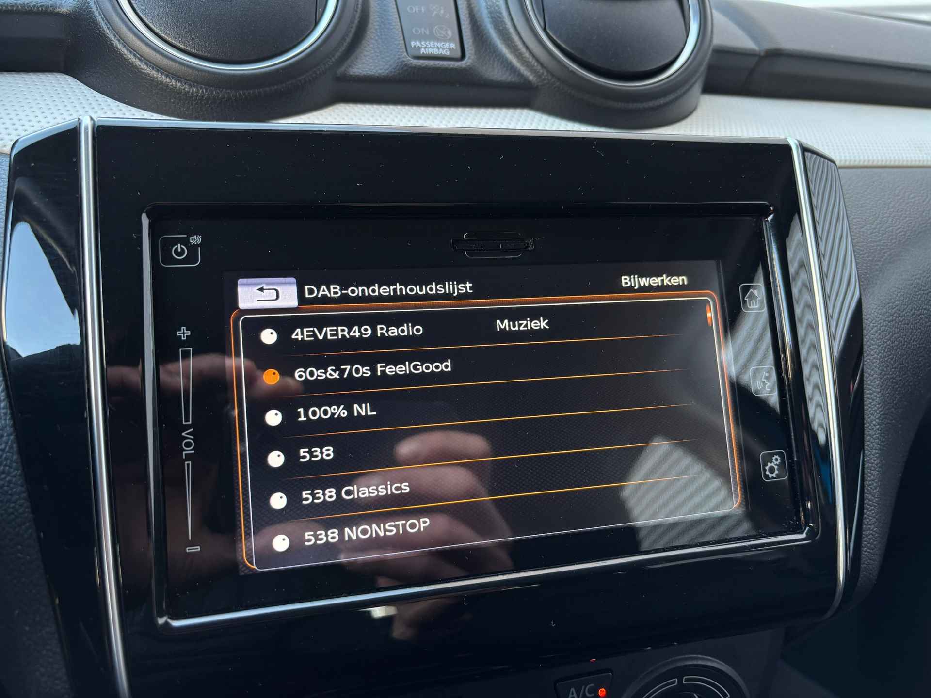 Suzuki SWIFT 1.2 Select Navigatie|Camera|Carplay|Stoelverw.|Airco - 16/30