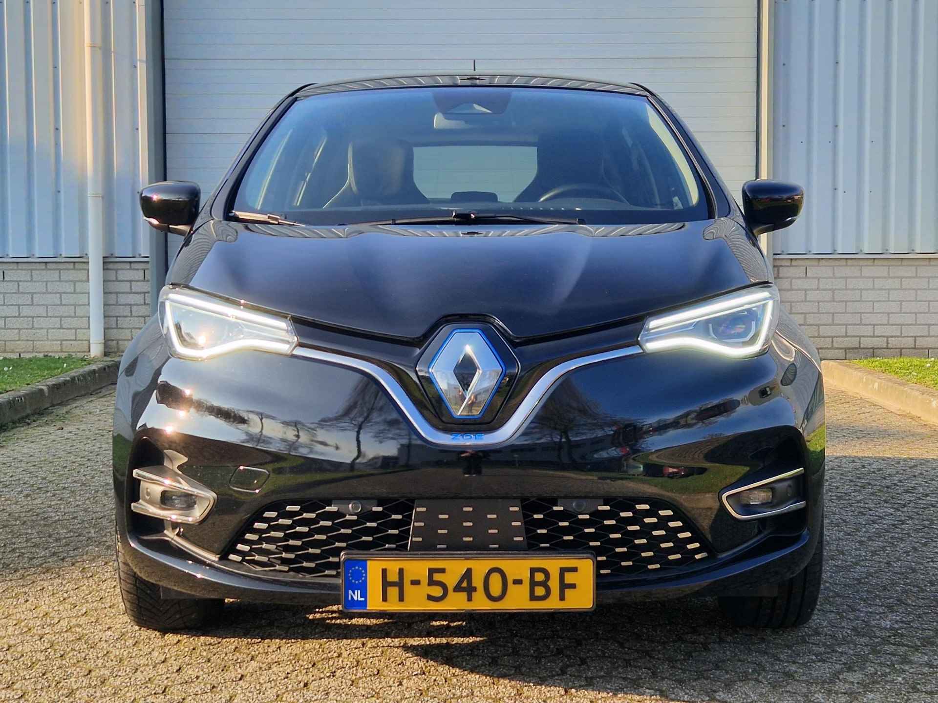 Renault ZOE R135 Edition One 52 kWh / Dealer Onderhouden / Koop Accu / Snel Laden / Stoel & Stuur Verwarming / Apple Carplay & Android Auto / Groot Navigatie Scherm / Bose audio / Achterruitrijcamera / Ledere Bekleding / - 26/37