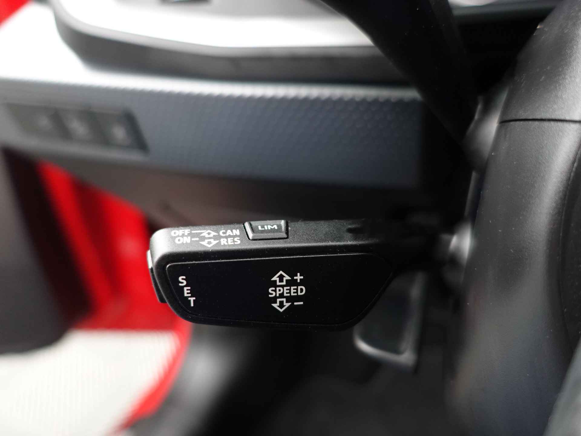 Audi A1 Citycarver 30 TFSI S-line Aut- Two Tone, Xenon Led, CarPlay, Virtual Cockpit, Keyless, Stoelverwarming - 22/39