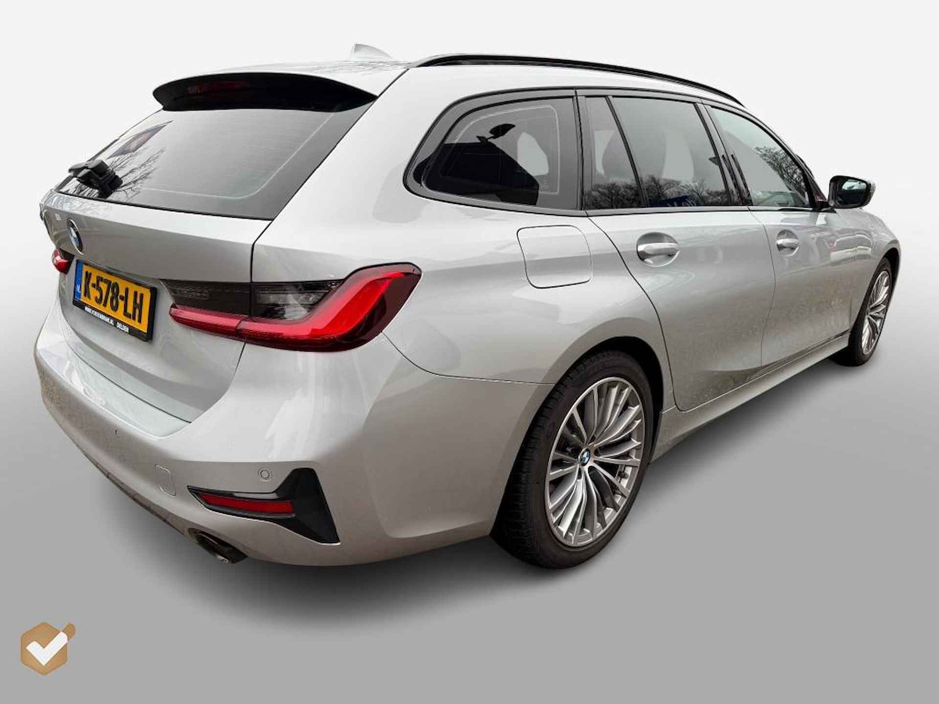 BMW 3-serie 318I Executive Edition Automaat NL-Auto *Geen Afl. kosten* - 7/58