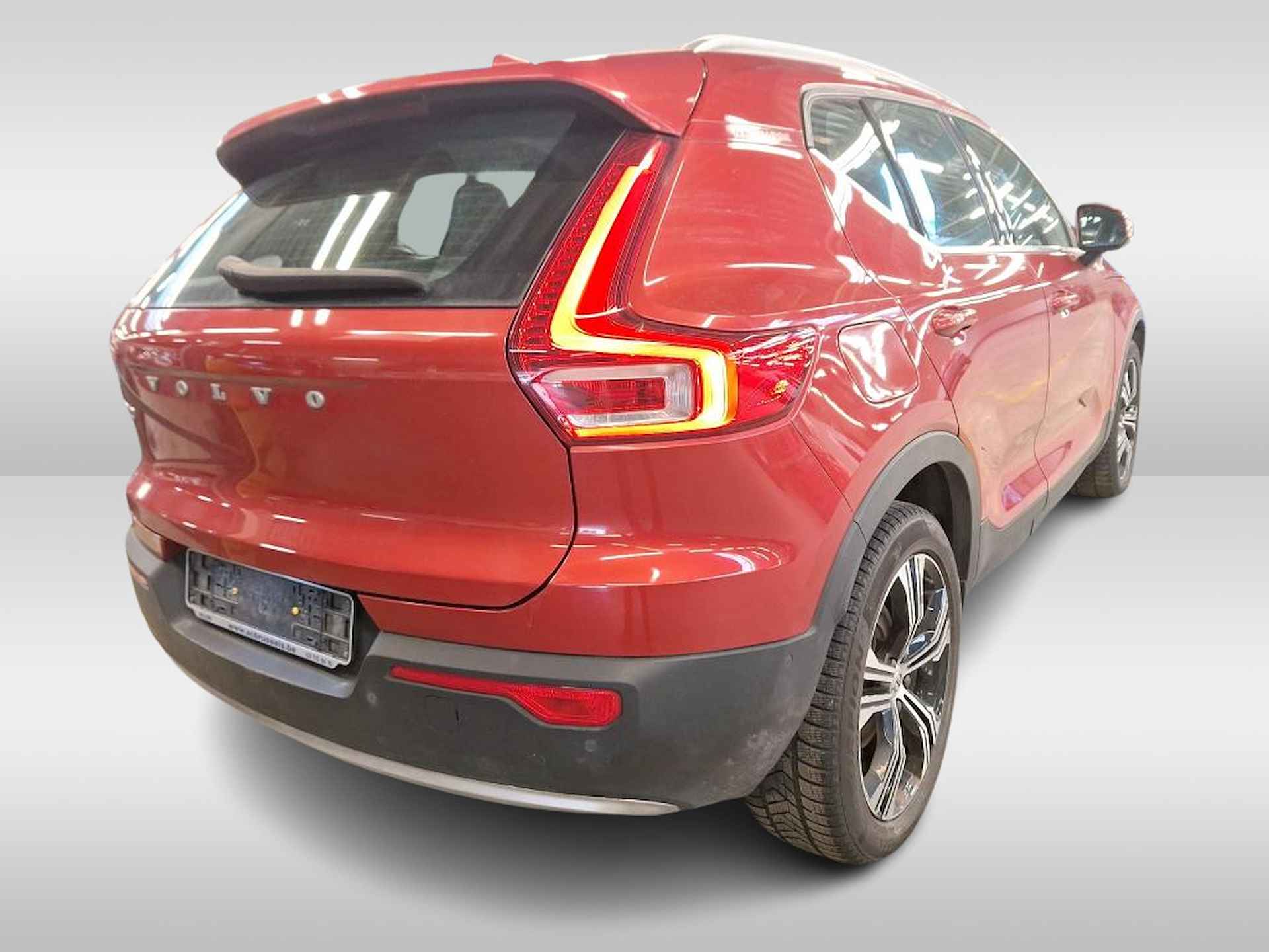 Volvo XC40 1.5 T4 Recharge Inscription BOMVOL | VOL LEER | PANO | TREKH. - 3/7