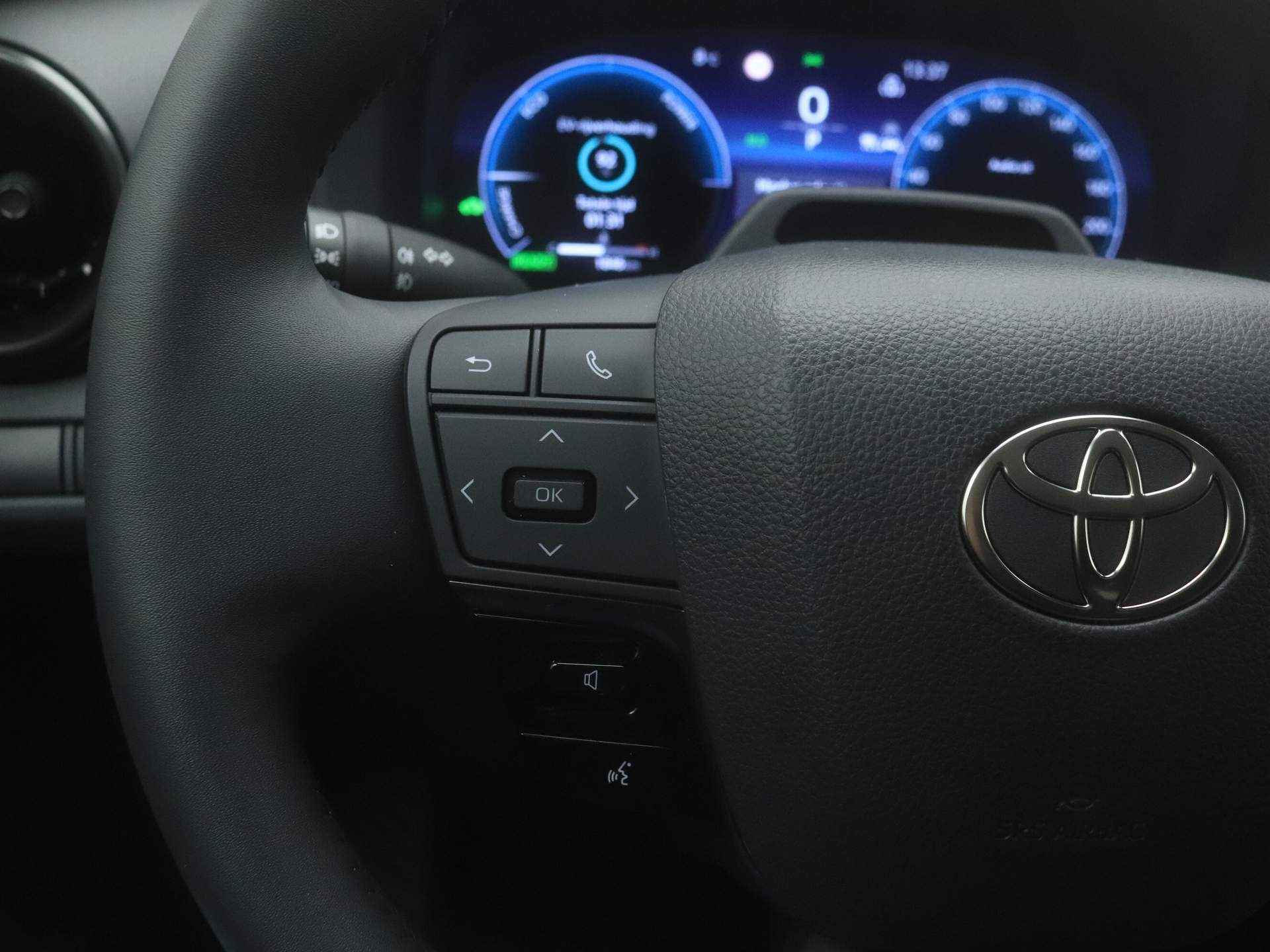 Toyota C-HR 1.8 Hybrid Executive *Demo* | Next Generation Pack | Direct beschikbaar!! | - 19/44