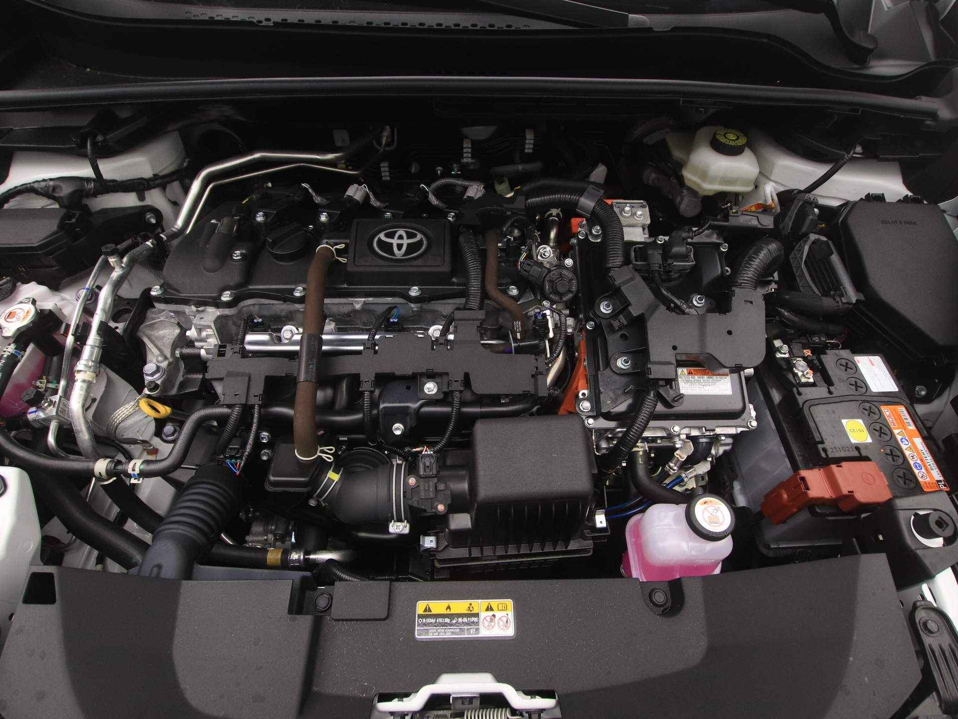 Toyota C-HR 1.8 Hybrid Executive *Demo* | Next Generation Pack | Direct beschikbaar!! | - 36/44