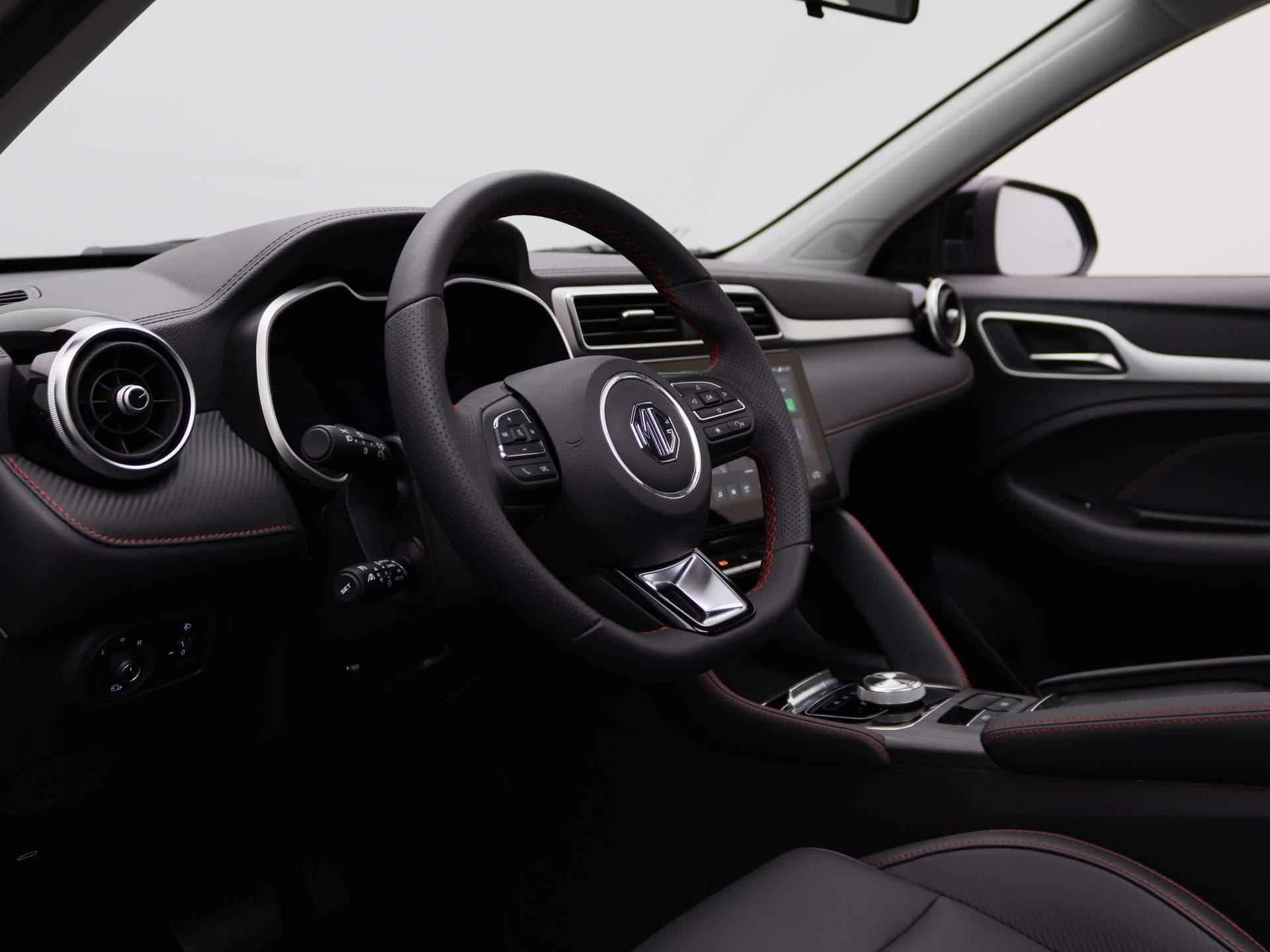 MG ZS EV Standard Range Luxury 50 kWh | Leder |  Navi | ECC | PDC | LMV | Schuifdak | Cam | - 34/43