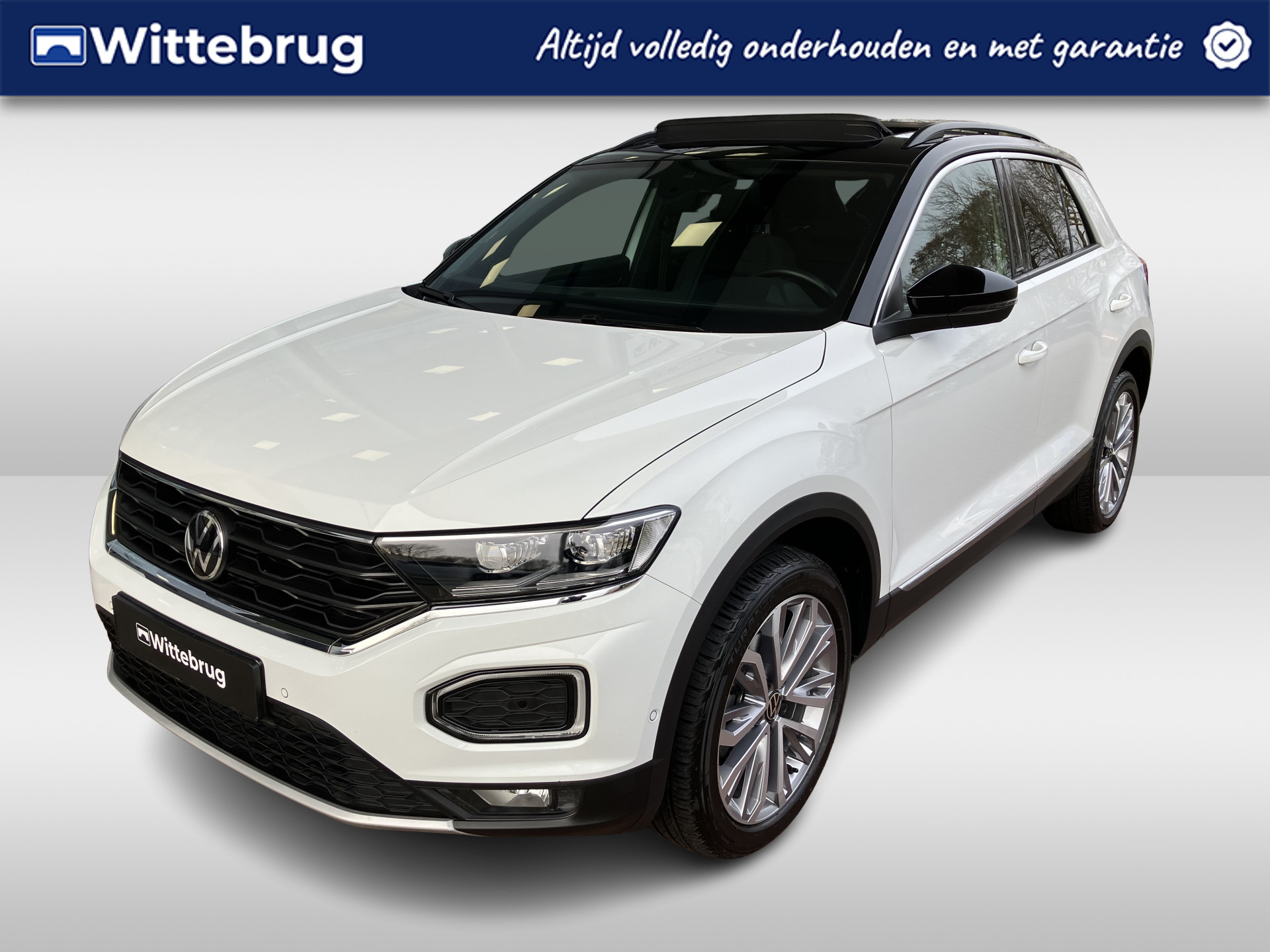 Volkswagen T-Roc 1.5 TSI Style / DSG / 18 Inch / Virtual Cockpit / Panorama dak / Zwart dak / 12 Maanden Garantie!