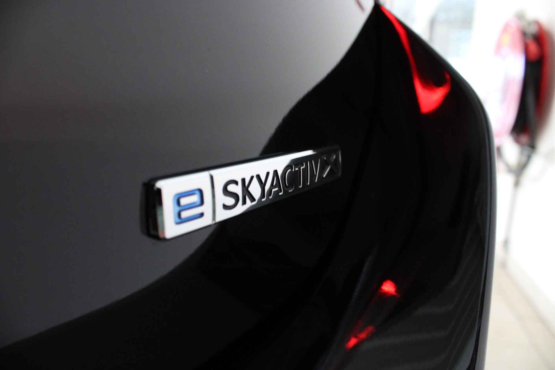 Mazda 3 2.0 e-SkyActiv-X 186 Luxury I Automaat I - 11/30