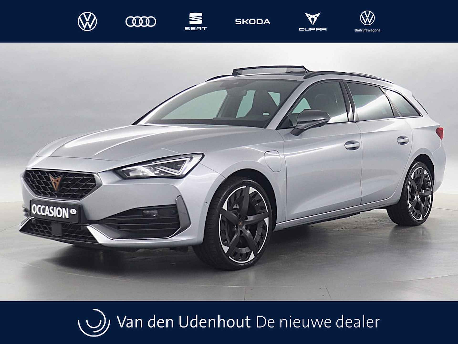 CUPRA Leon Sportstourer 1.4 TSI eHybrid 245pk PHEV VZ Performance / Panoramadak / Adaptive Cruise / Camera / Soundbox / Demonstratievoertuig - 1/39