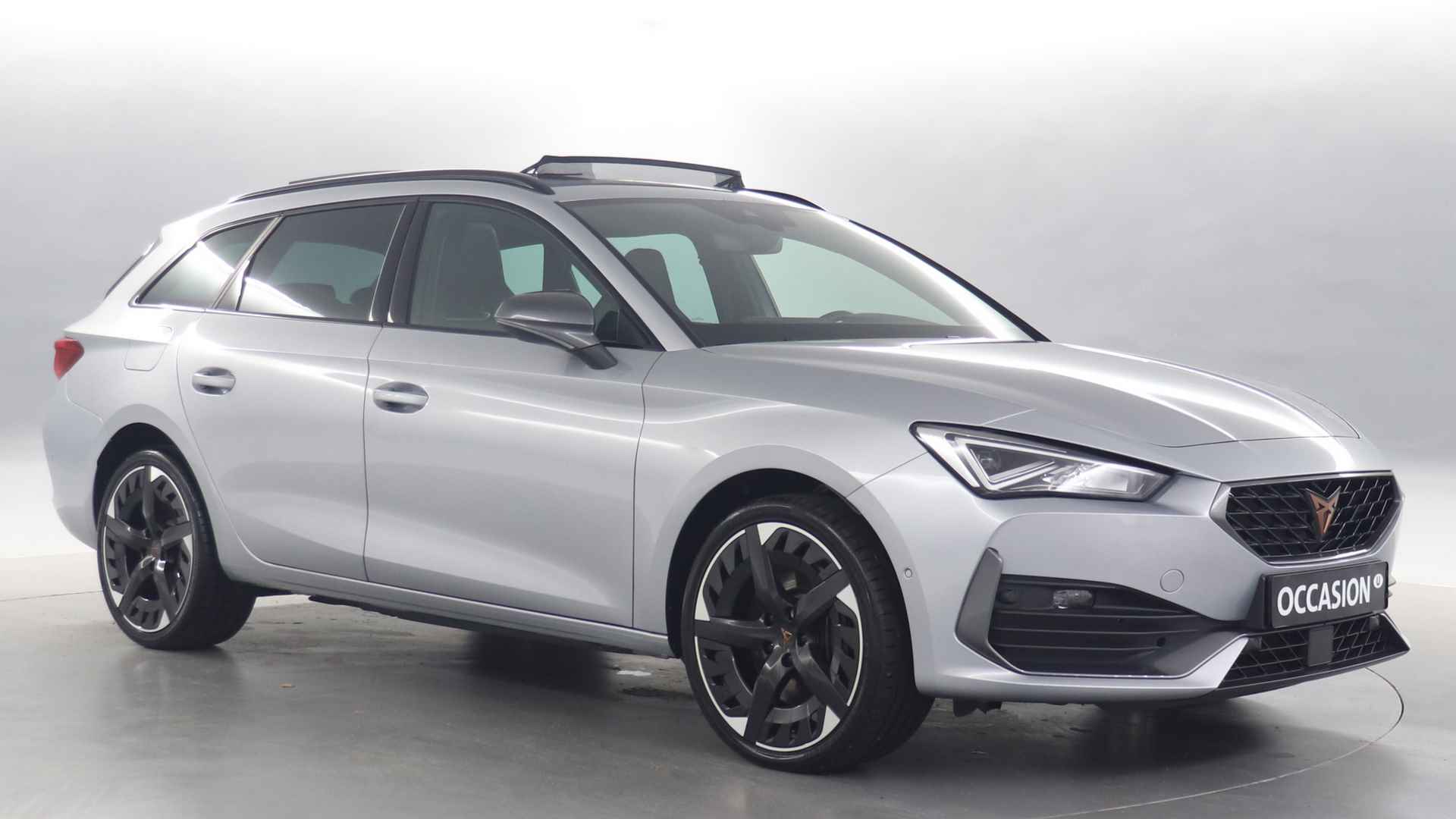 CUPRA Leon Sportstourer 1.4 TSI eHybrid 245pk PHEV VZ Performance / Panoramadak / Adaptive Cruise / Camera / Demonstratievoertuig - 3/39