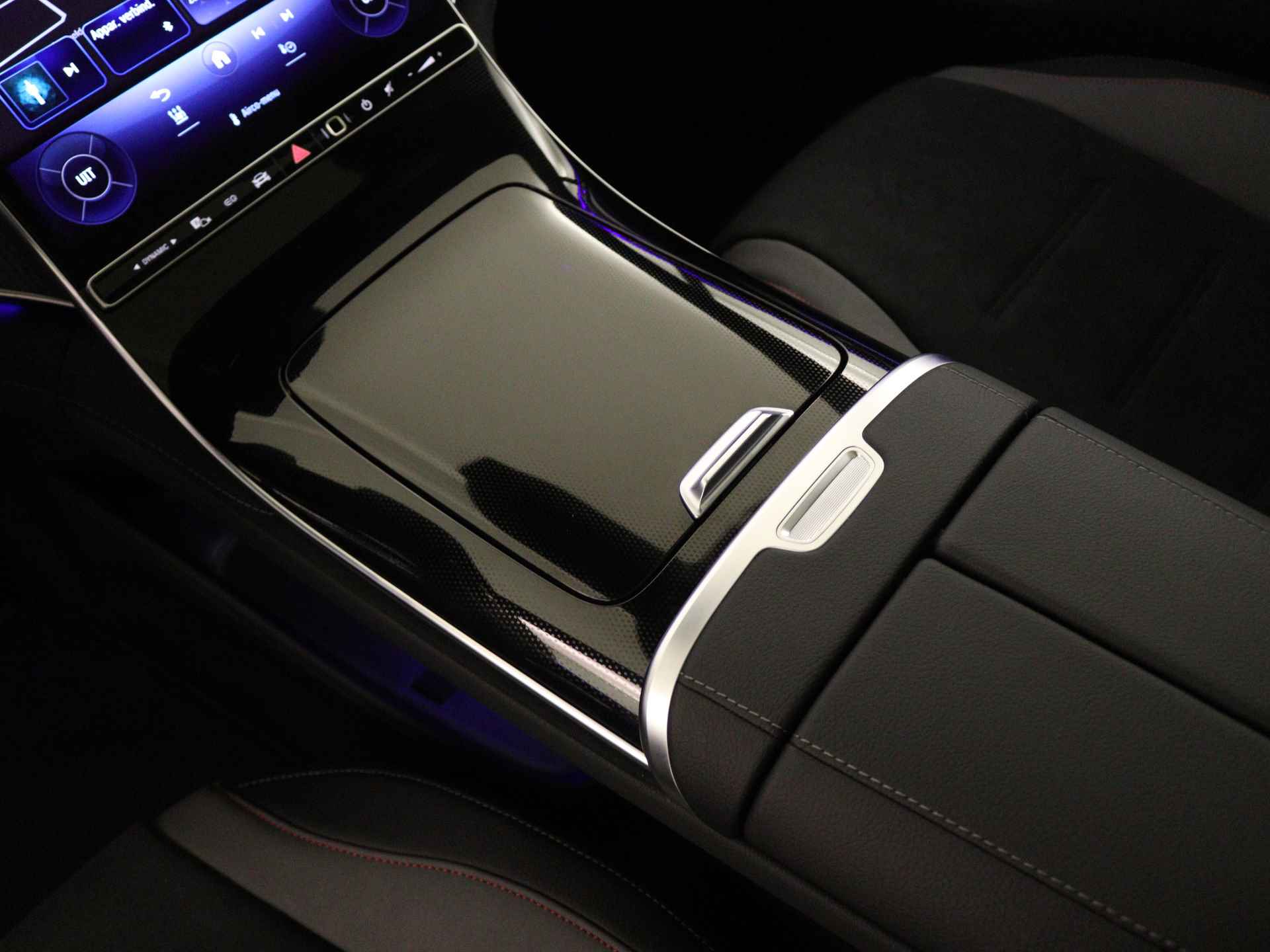 Mercedes-Benz EQE 350 AMG Line | Premium Pack | Nightpakket | Luchtvering | Rijassistentiepakket plus | Parkeerpakket met 360° camera's | USB-pakket plus | Burmester® 3D-Surround sound system | Smartphone integratiepakket | - 28/35