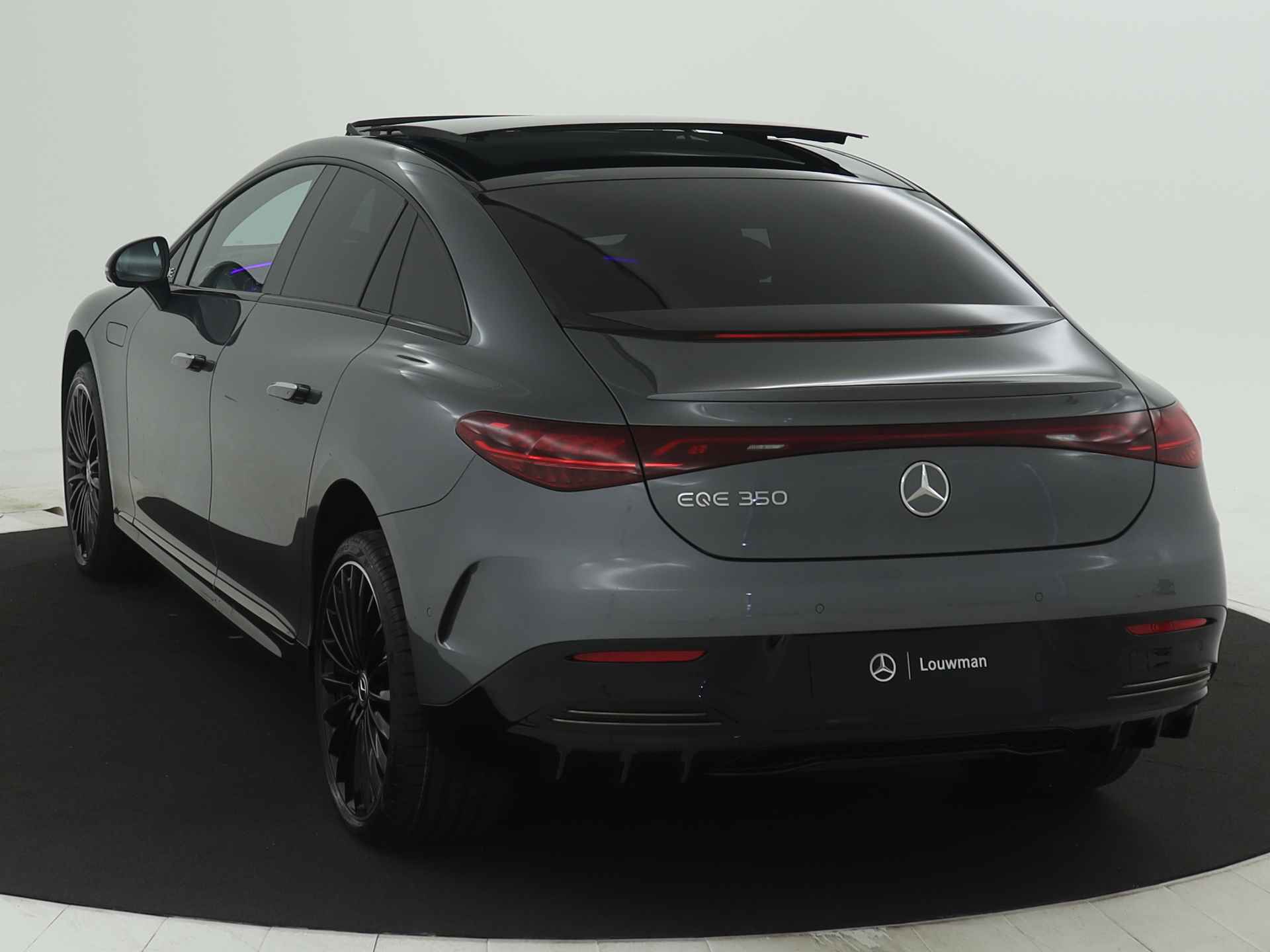 Mercedes-Benz EQE 350 AMG Line | Premium Pack | Nightpakket | Luchtvering | Rijassistentiepakket plus | Parkeerpakket met 360° camera's | USB-pakket plus | Burmester® 3D-Surround sound system | Smartphone integratiepakket | - 13/35