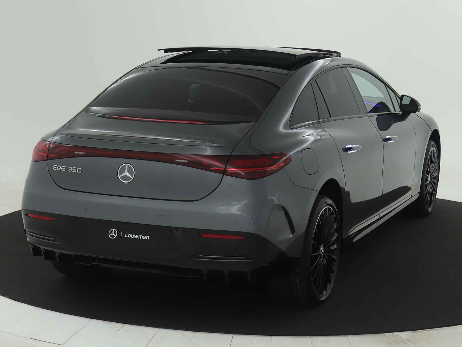 Mercedes-Benz EQE 350 AMG Line | Premium Pack | Nightpakket | Luchtvering | Rijassistentiepakket plus | Parkeerpakket met 360° camera's | USB-pakket plus | Burmester® 3D-Surround sound system | Smartphone integratiepakket | - 14/35