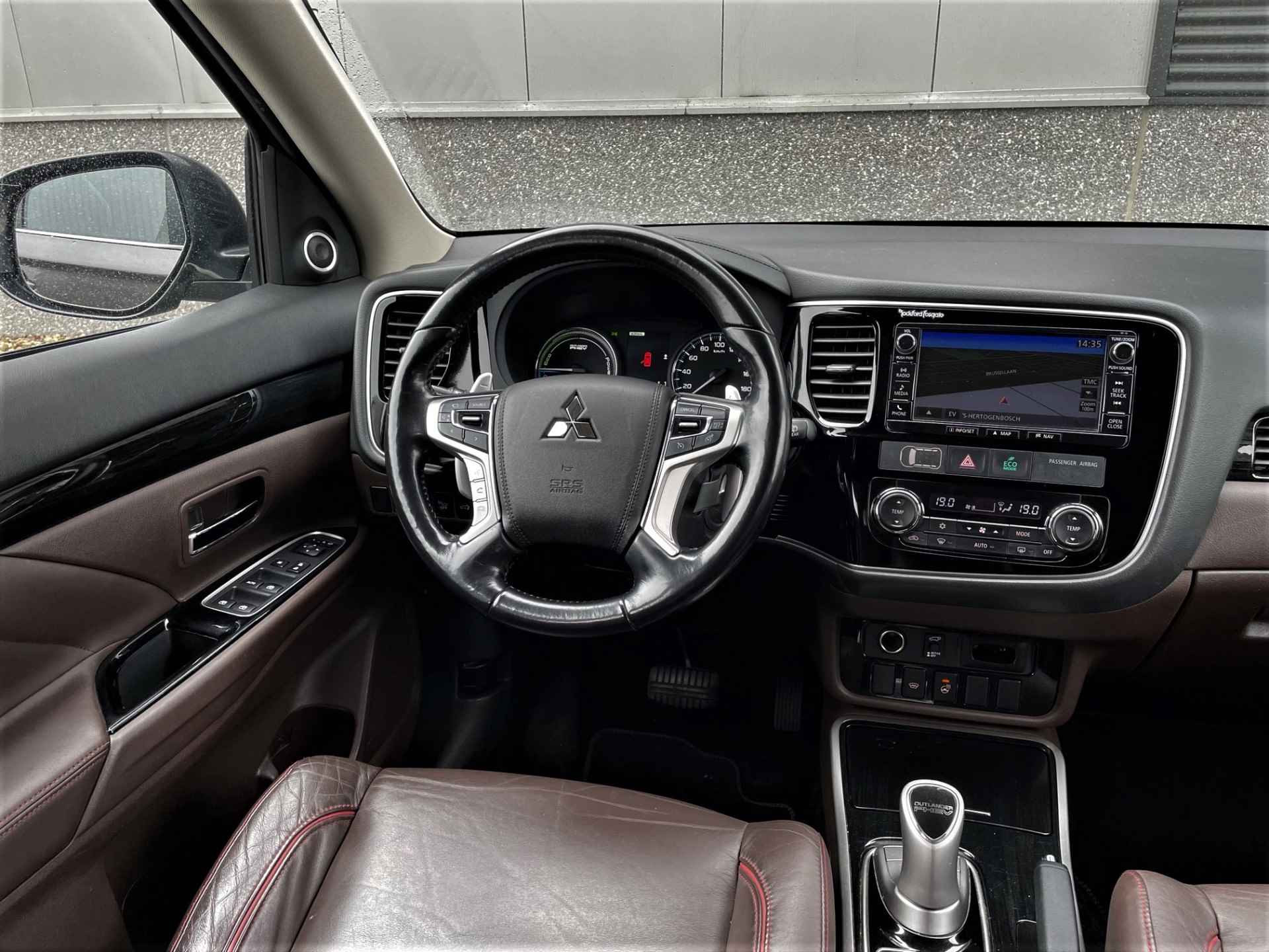 Mitsubishi Outlander 2.0 PHEV 4WD Instyle/360Cam/Trekhaak/Led-Xenon - 35/43
