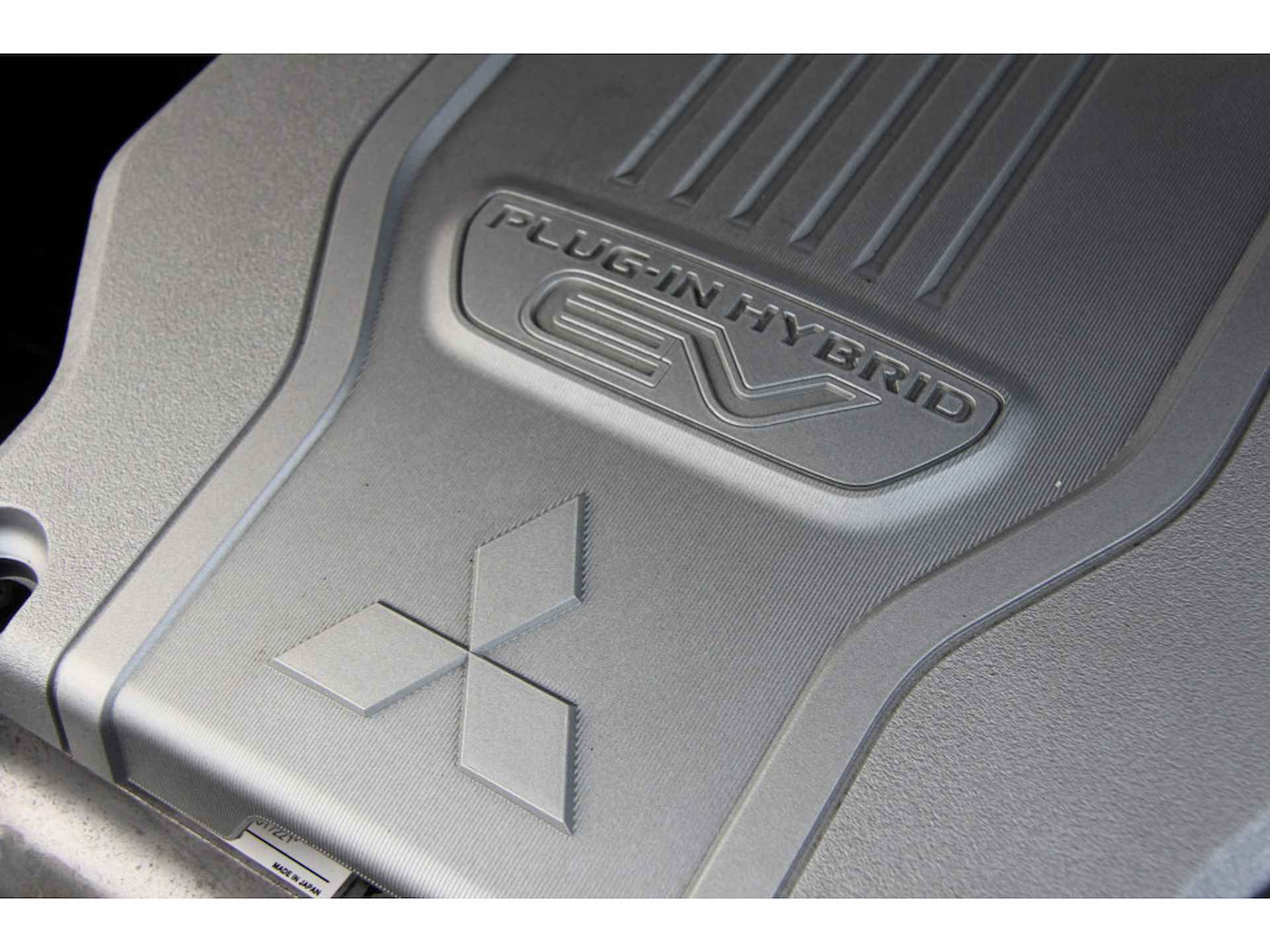 Mitsubishi Outlander 2.0 PHEV 4WD Instyle/360Cam/Trekhaak/Led-Xenon - 41/43