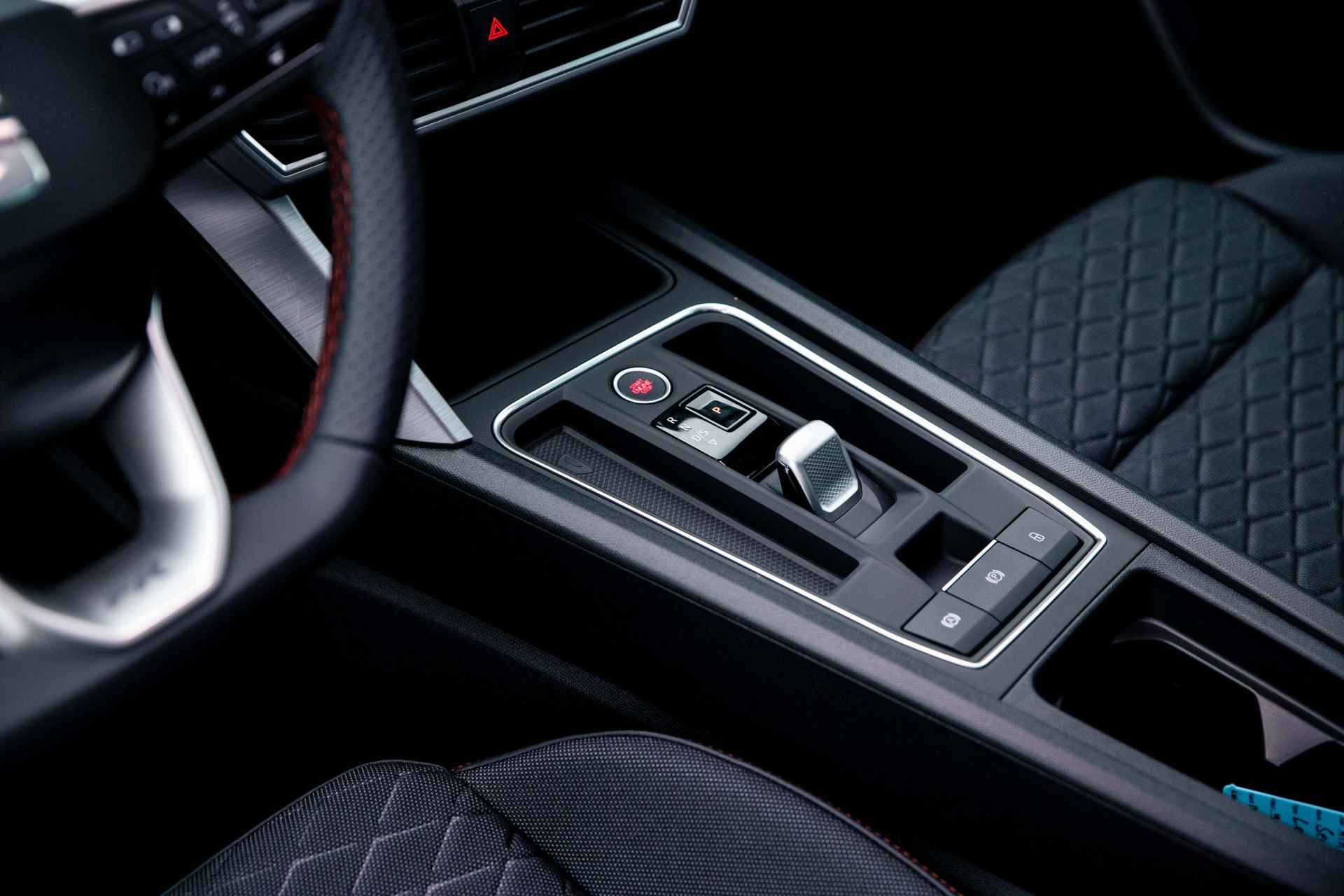 SEAT Leon 1.0 eTSI 110PK DSG Aut. FR Business Intense | Panorama Dak | Virtual Cockpit | ACC | 17'' LMV | Camera | App-Connect - 15/43