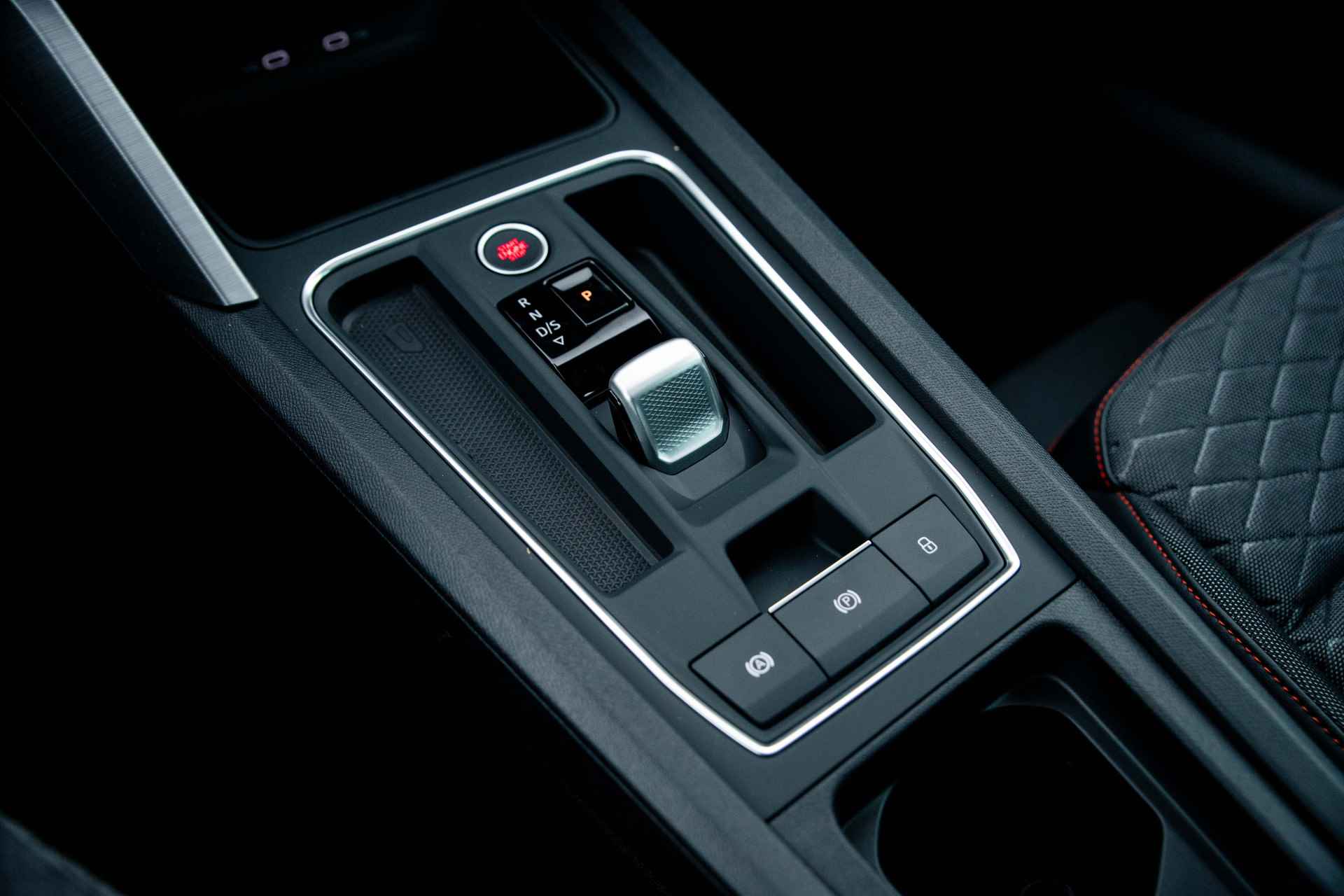 SEAT Leon 1.0 eTSI 110PK DSG Aut. FR Business Intense | Panorama Dak | Virtual Cockpit | ACC | 17'' LMV | Camera | App-Connect - 39/43