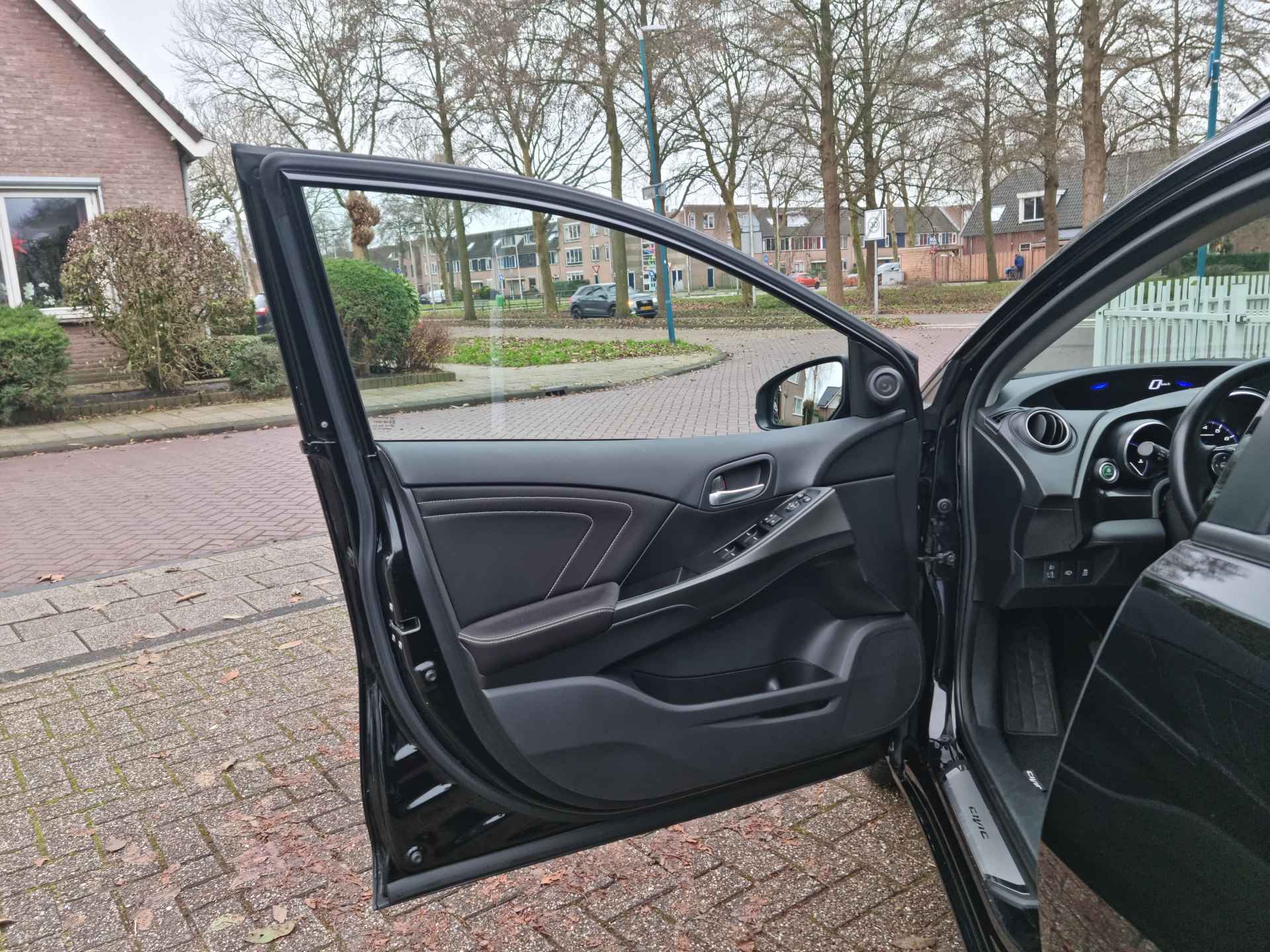 Honda Civic Tourer 1.8 Sport Camera, Stoelverwarming, Climate control , All-in Rijklaarprijs - 9/21