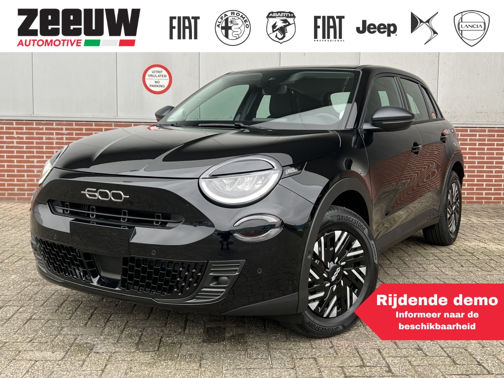 Fiat 600 1.2 Hybrid 136 PK Urban | Camera | Carplay | Clima | Keyless