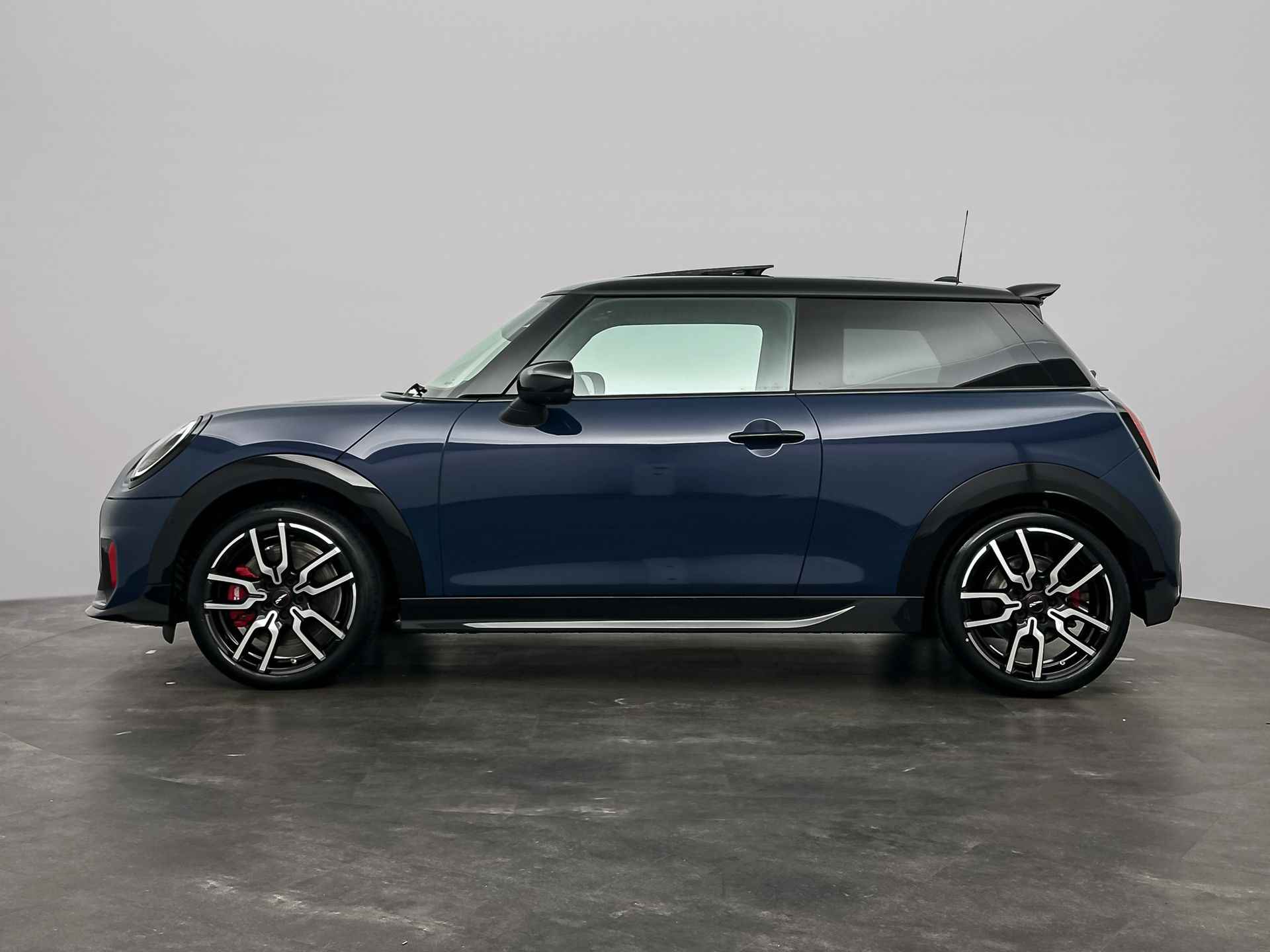 MINI 3-deurs 2.0 JCW John Cooper Works | XL Pack | 18 Inch LM | Dak- en spiegels in zwart | Motorkapstriping - 8/25